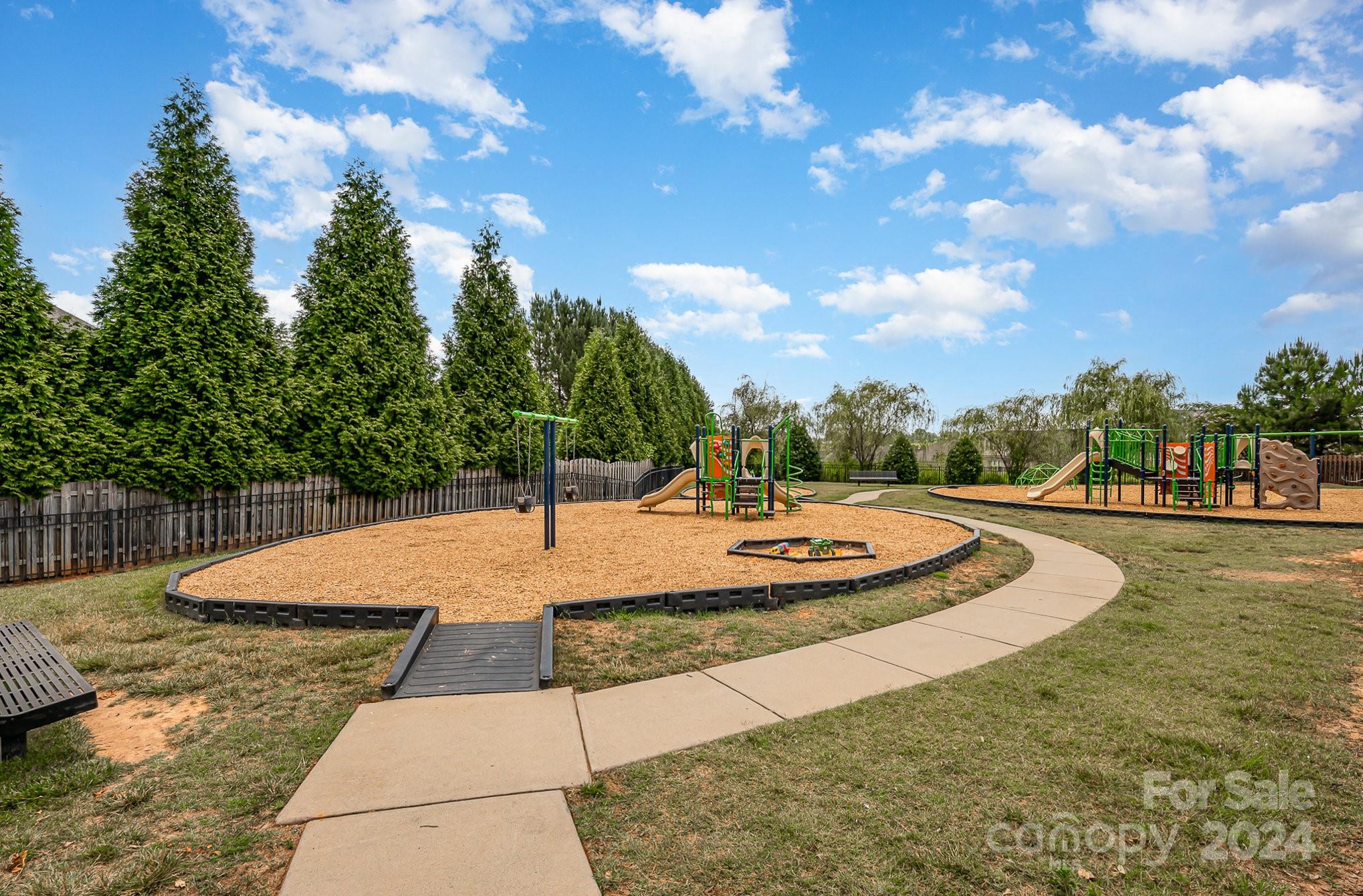 15785 Reynolds Drive