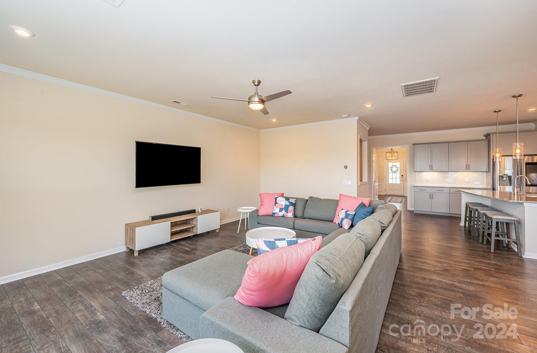 15785 Reynolds Drive