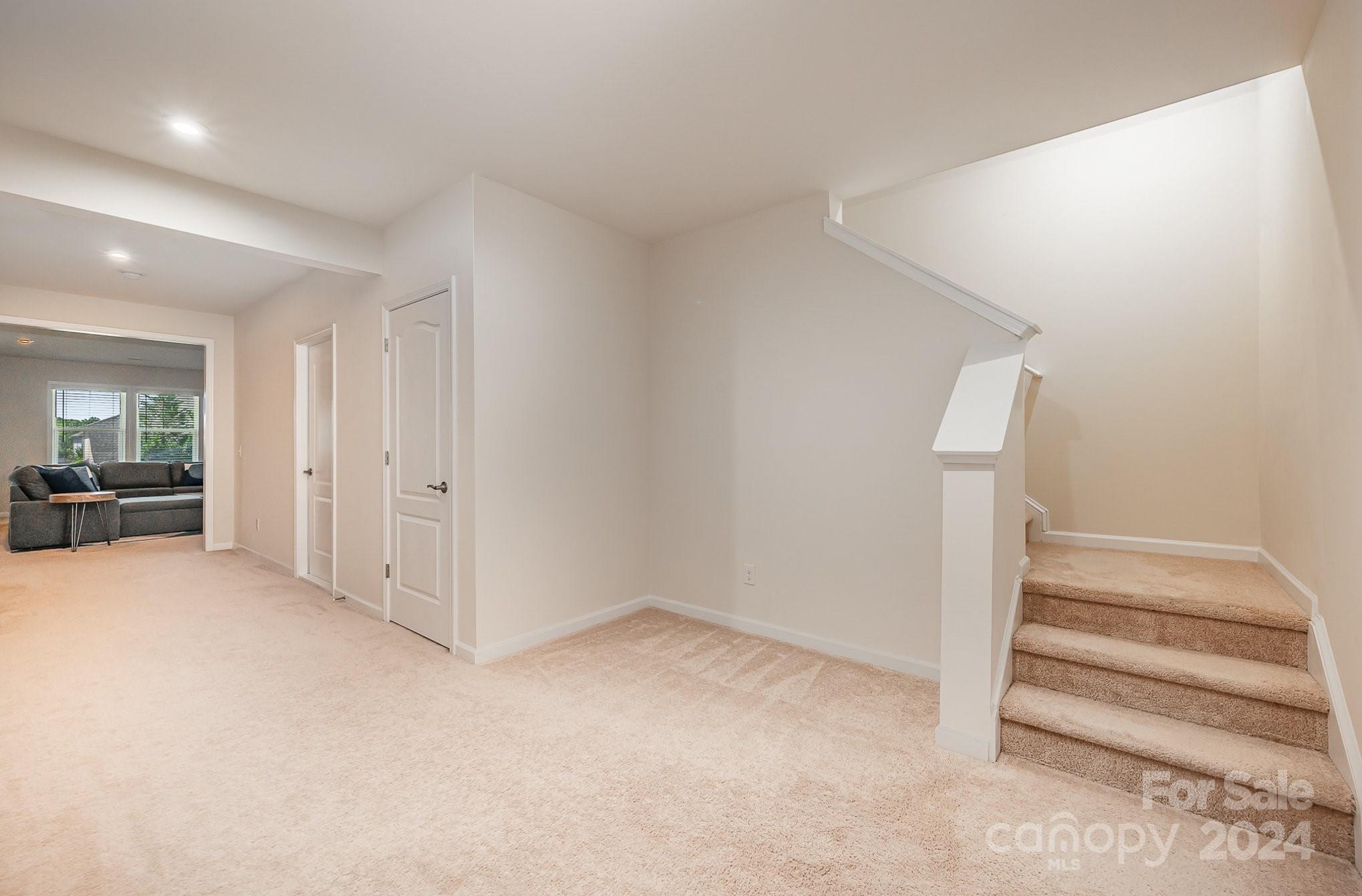 15785 Reynolds Drive