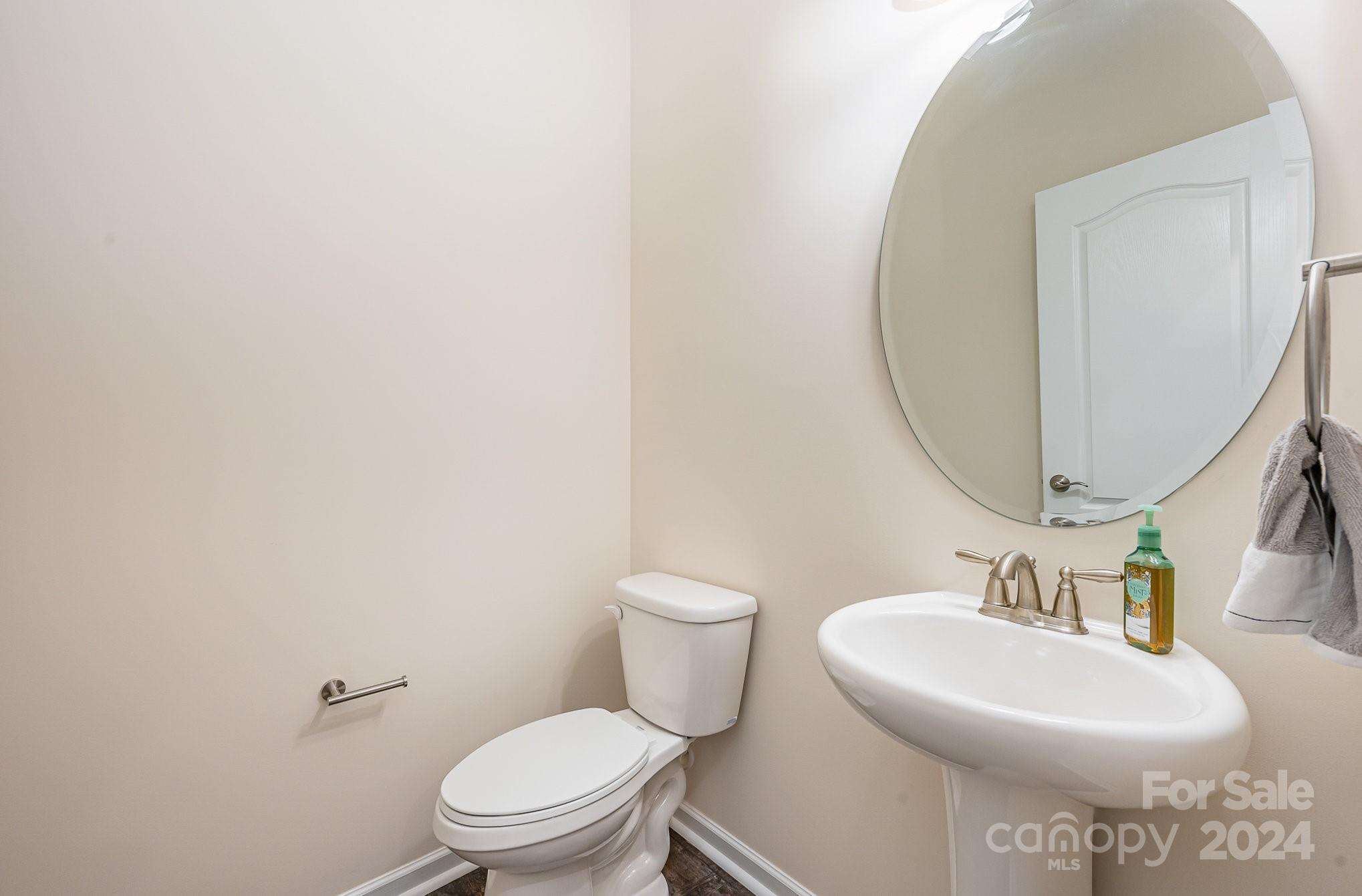 15785 Reynolds Drive