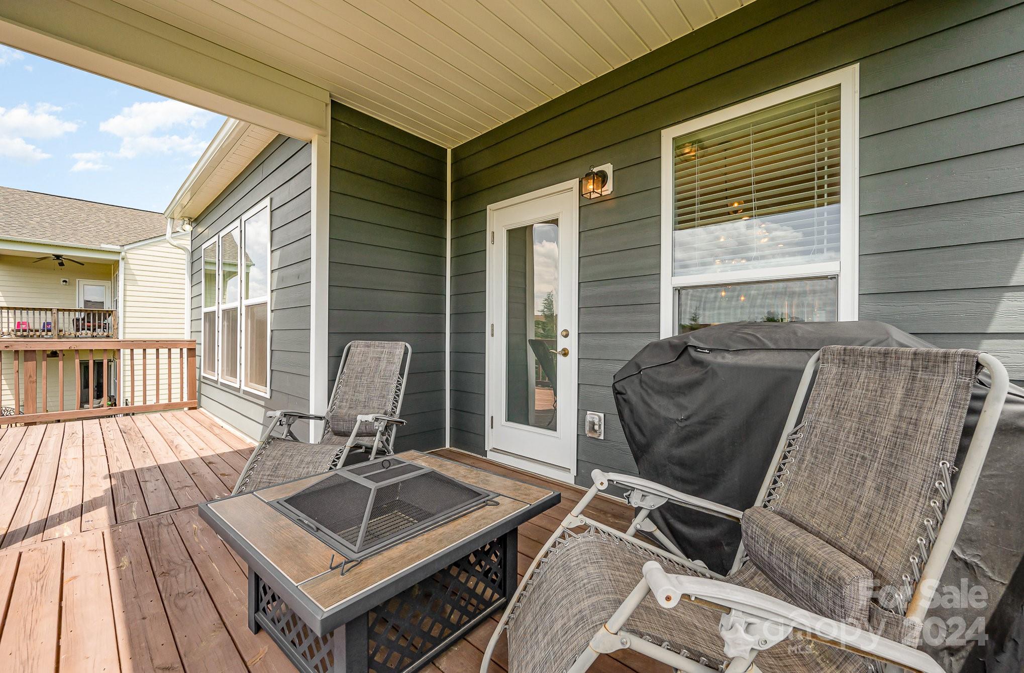 15785 Reynolds Drive