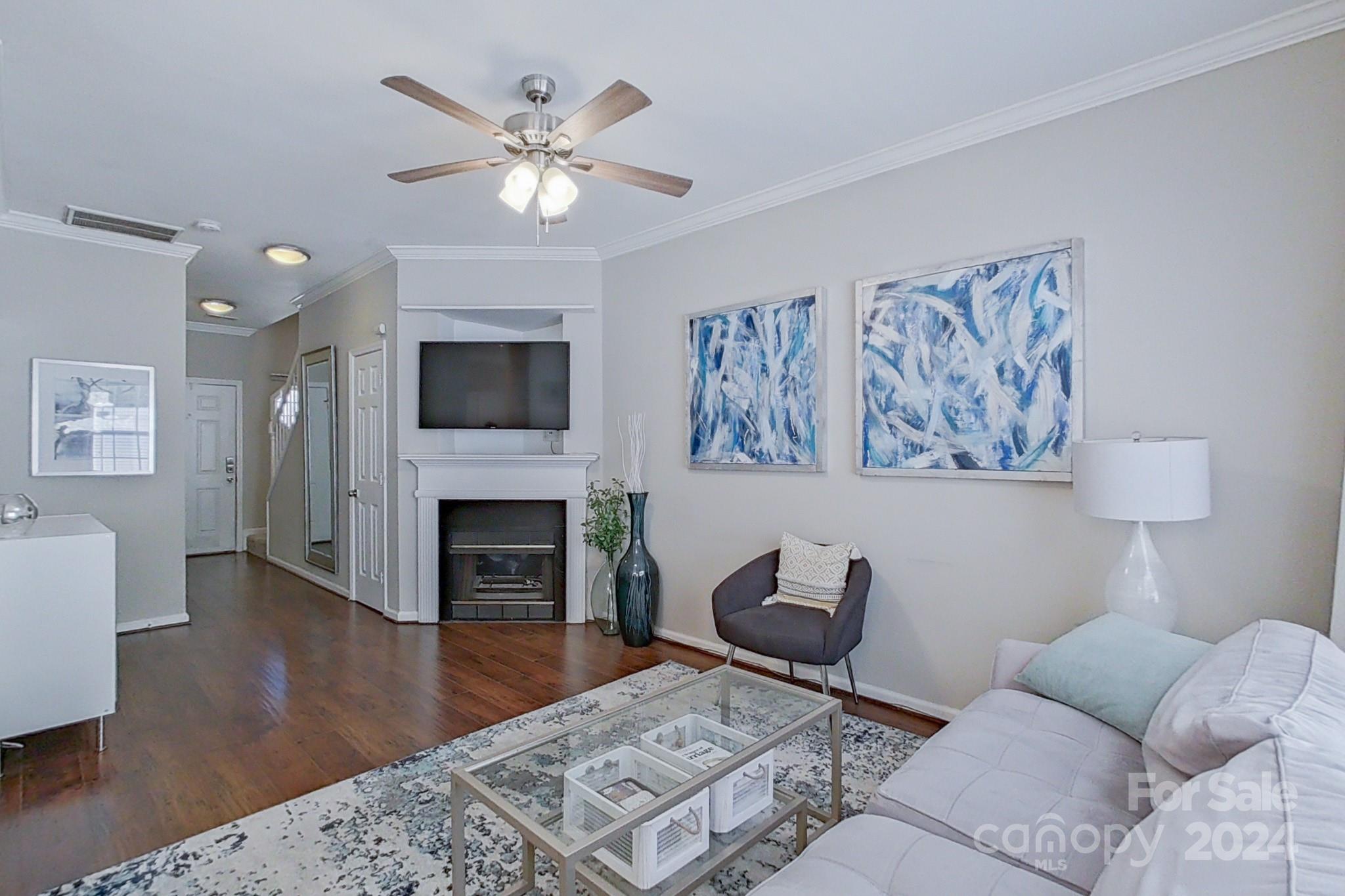 7817 Lennoxshire Lane
