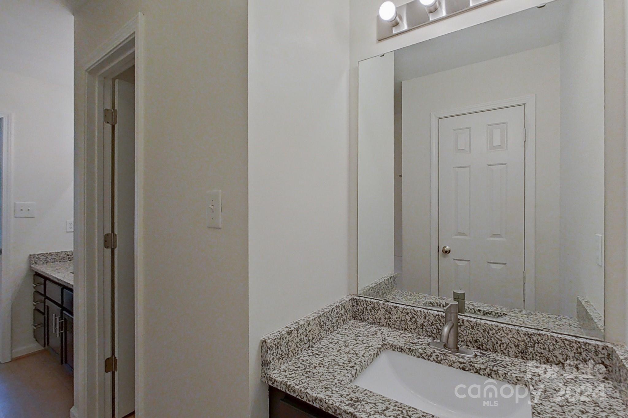 7817 Lennoxshire Lane