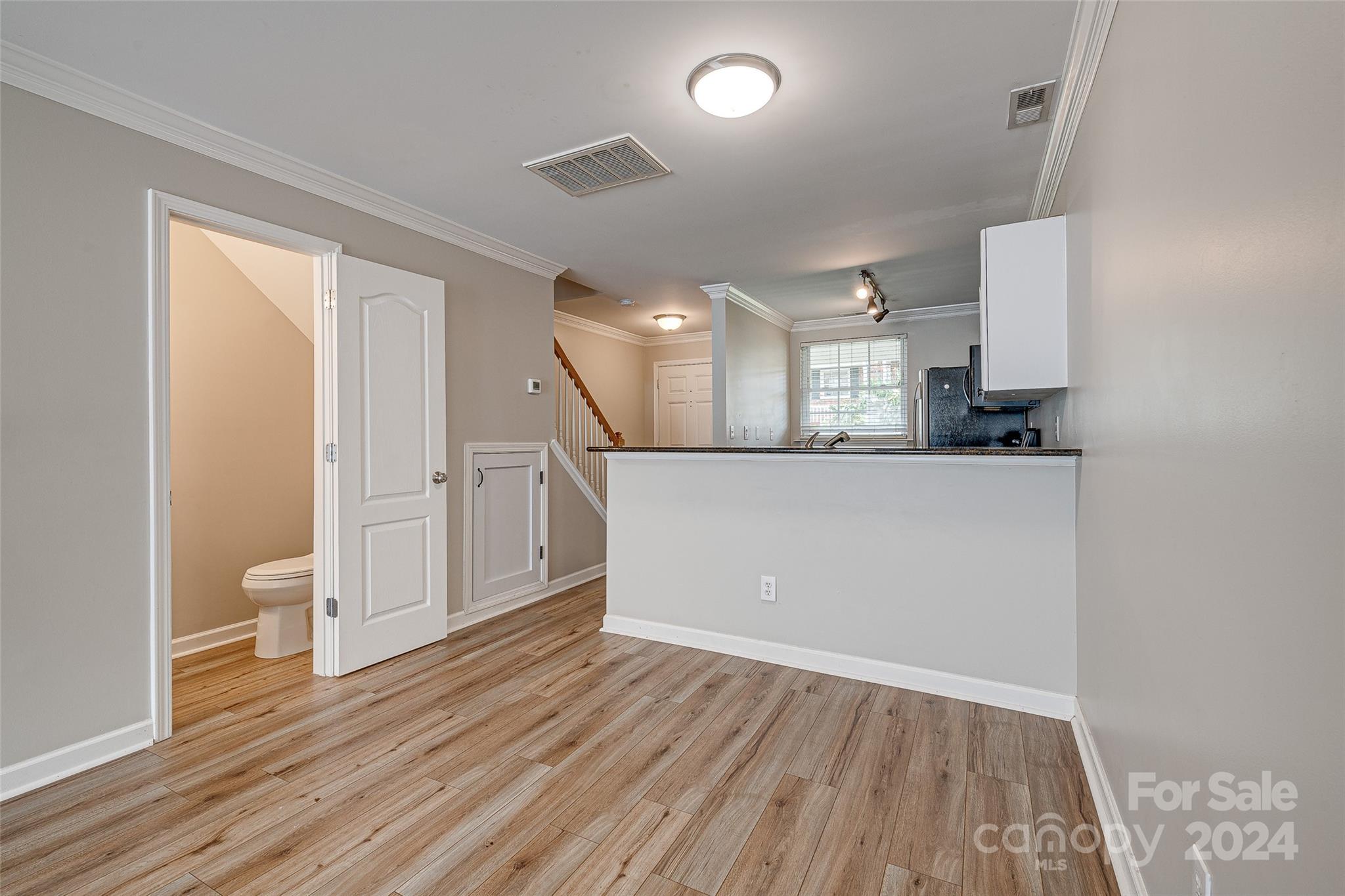 1230 Green Oaks Lane Unit: L