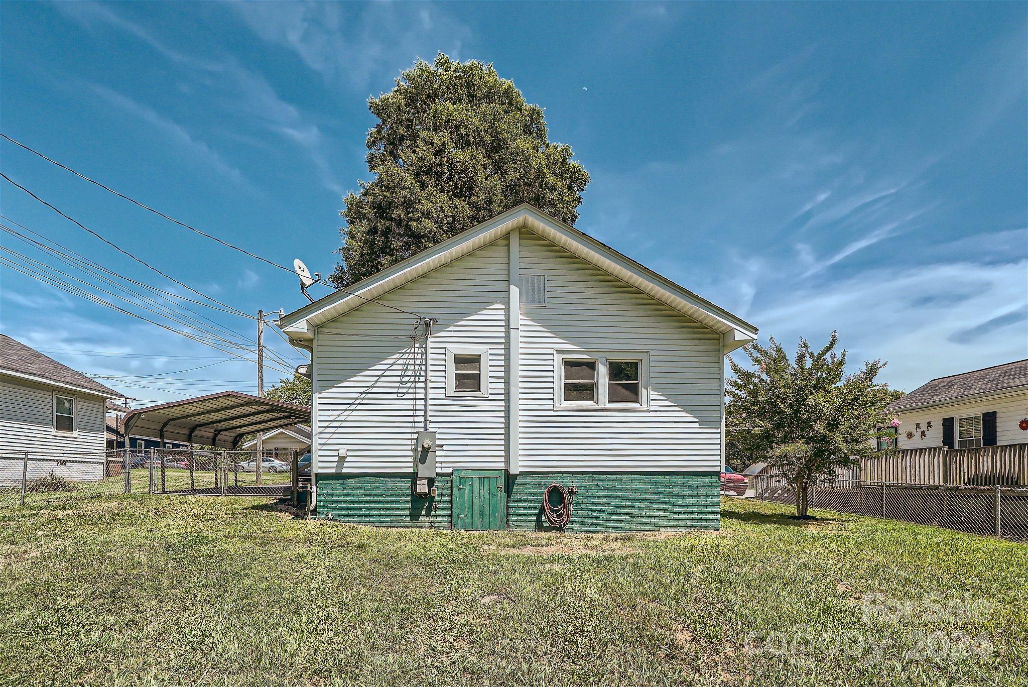 620 Oates Road