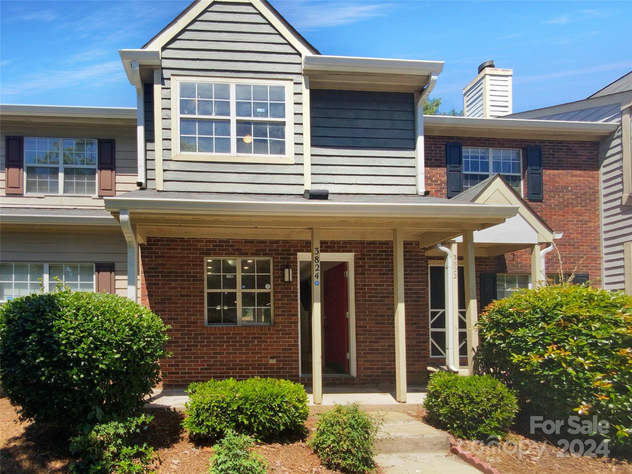 3824 Mosscroft Lane