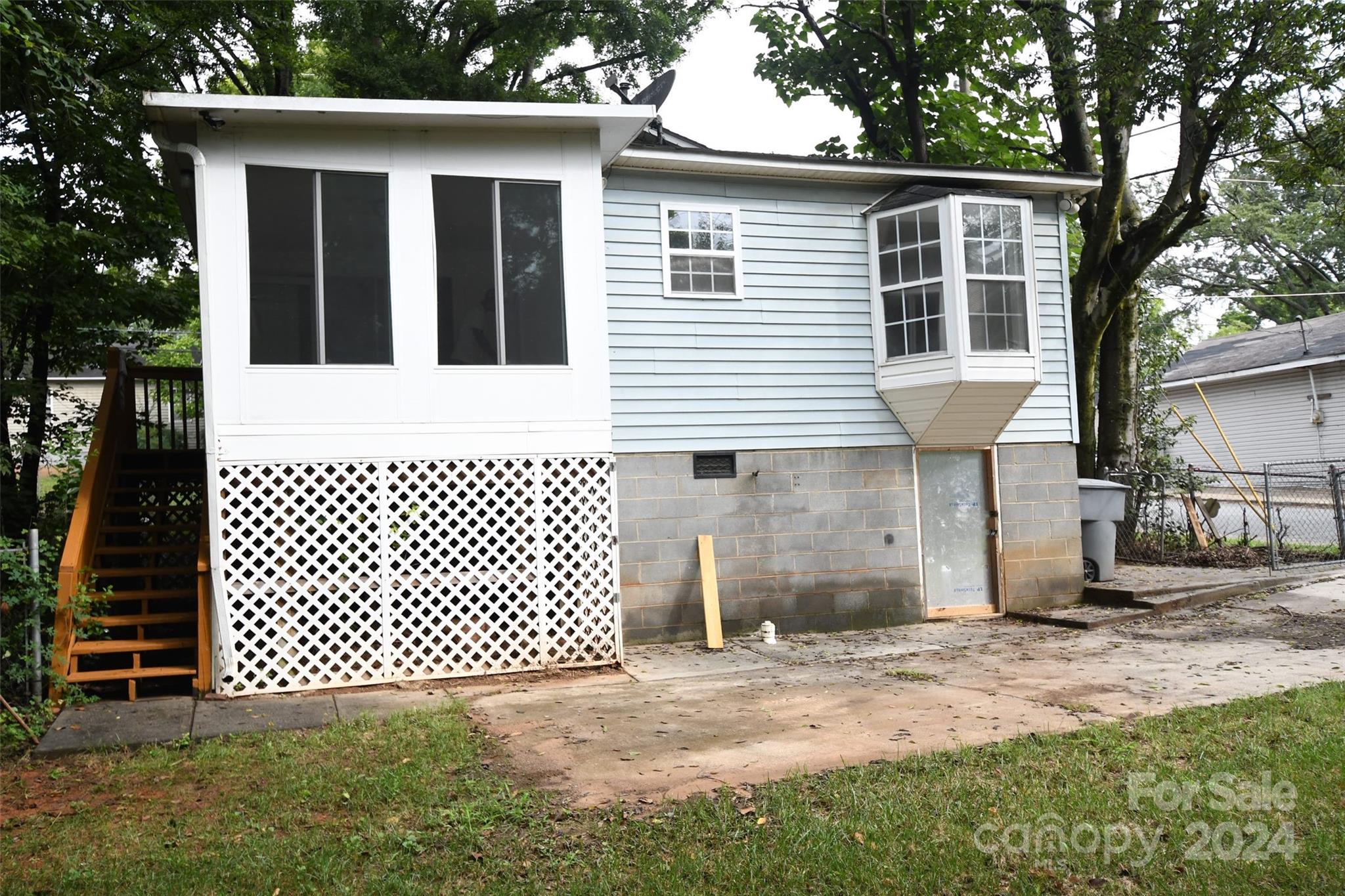 1420 N Davidson Street N