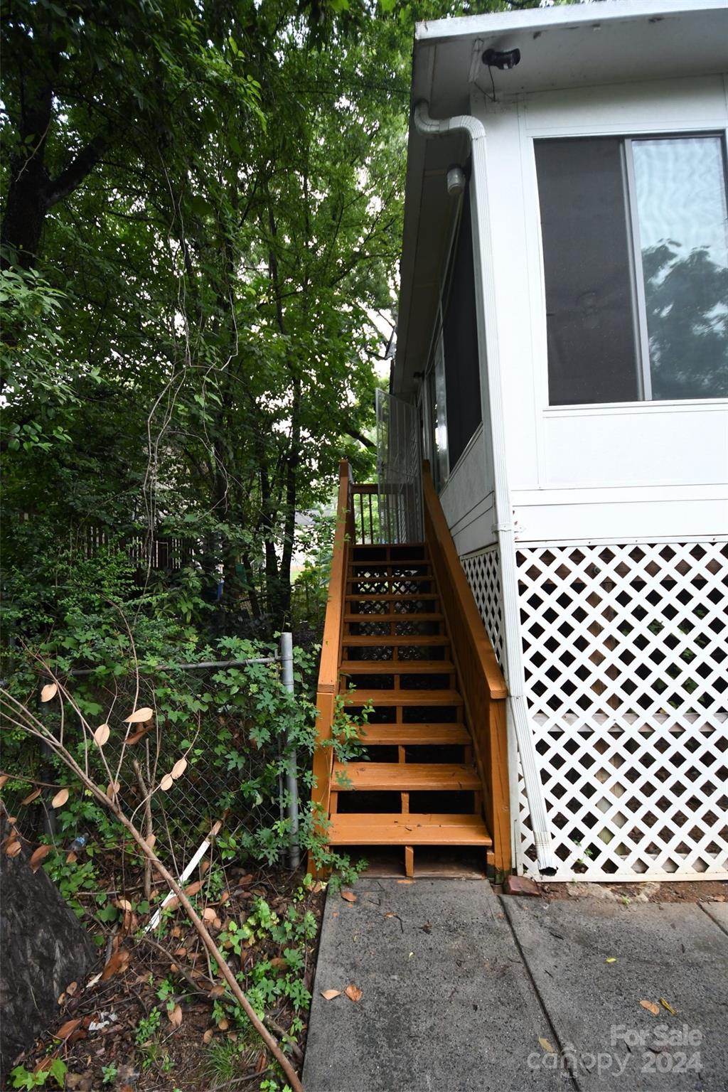 1420 N Davidson Street N