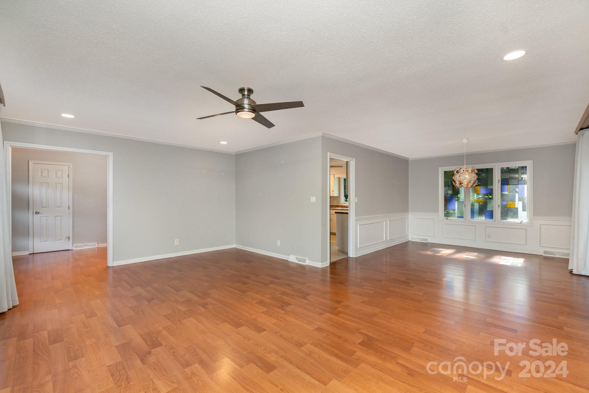 3701 Eaglebrook Drive