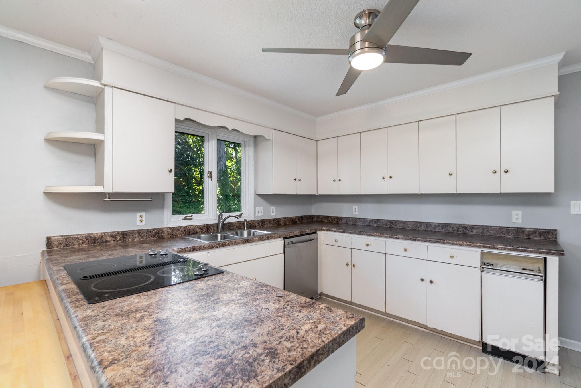 3701 Eaglebrook Drive