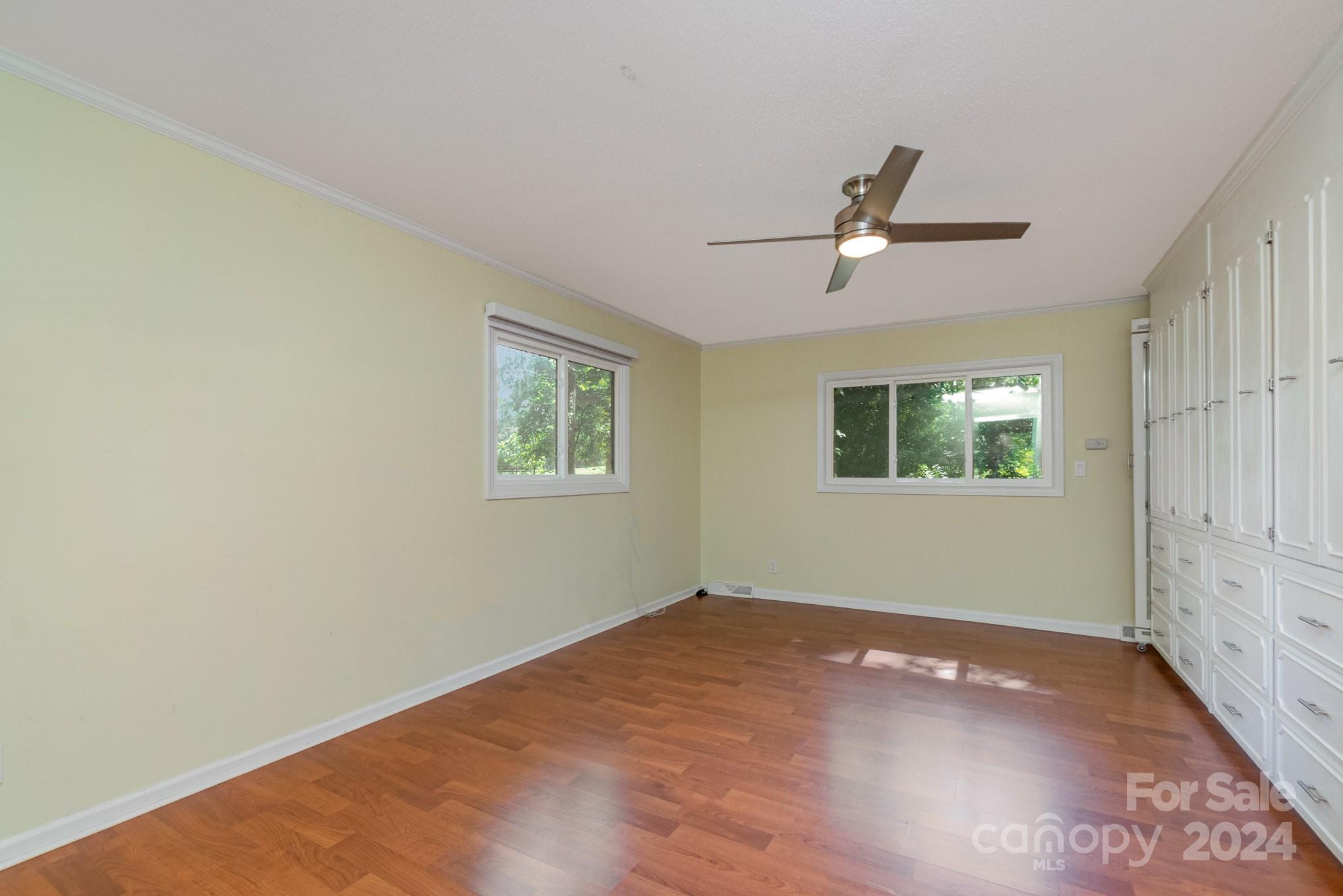 3701 Eaglebrook Drive