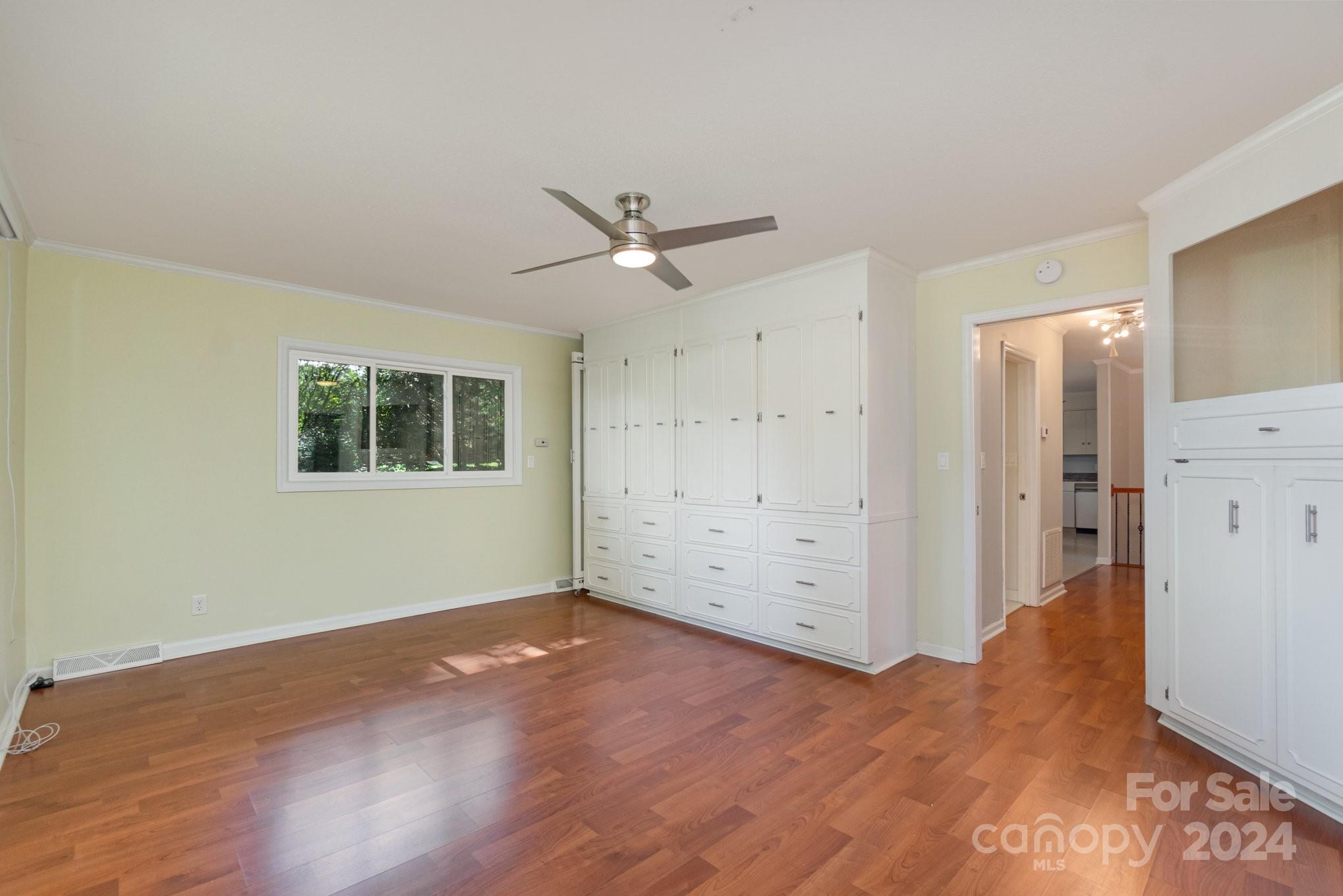 3701 Eaglebrook Drive