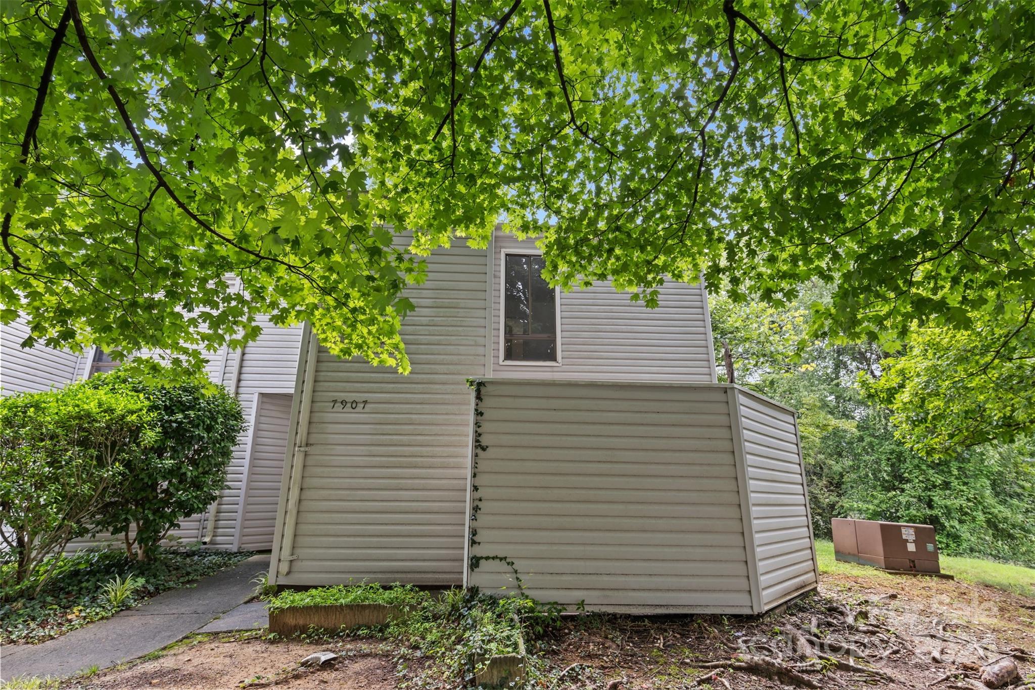 7907 Princess Ann Drive