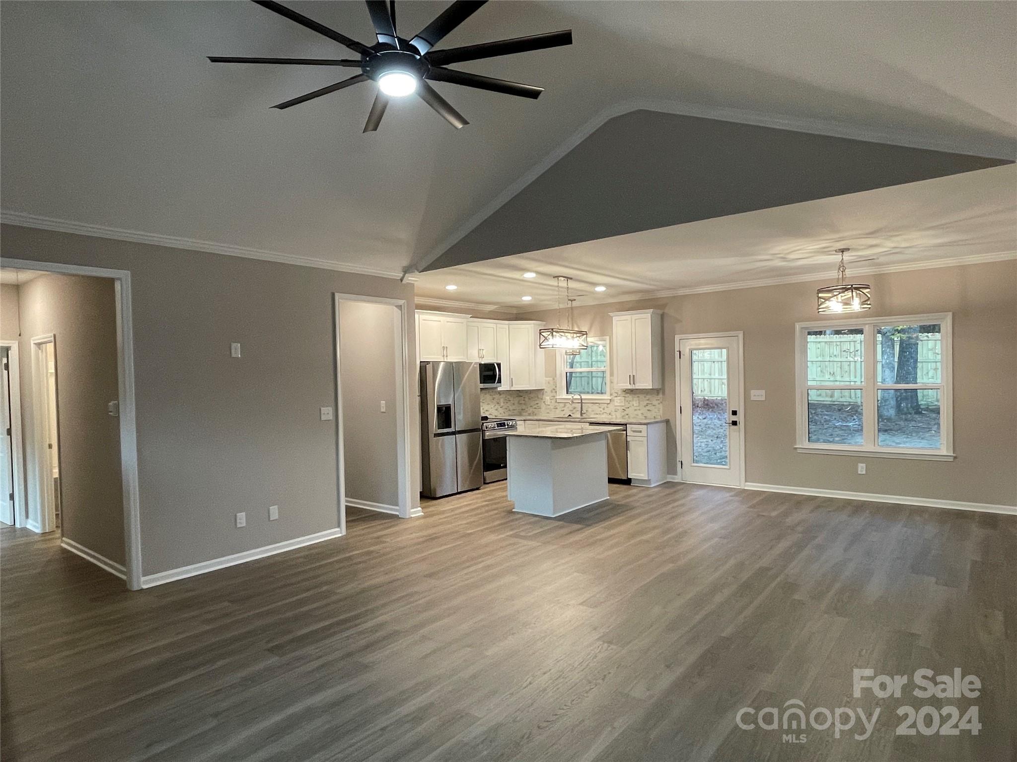 317 General AS Johnston Street