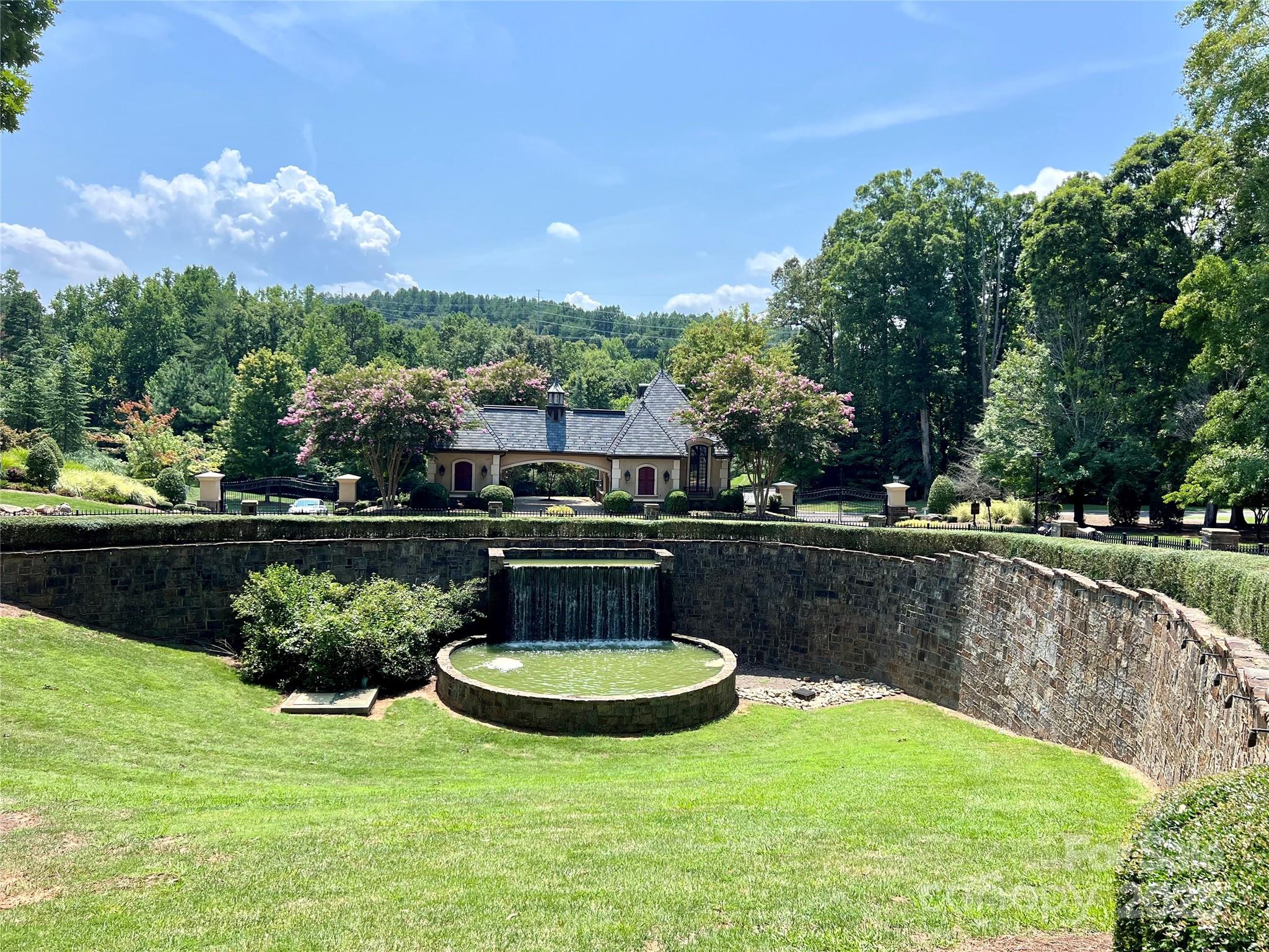 1400 Reflection Pointe Boulevard Unit: 327