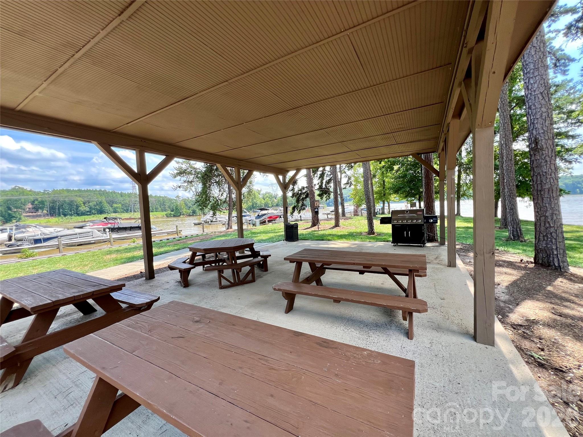 1400 Reflection Pointe Boulevard Unit: 327