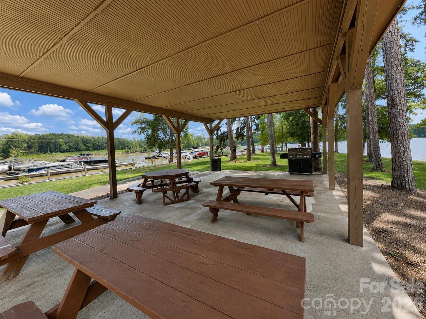1400 Reflection Pointe Boulevard Unit: 327