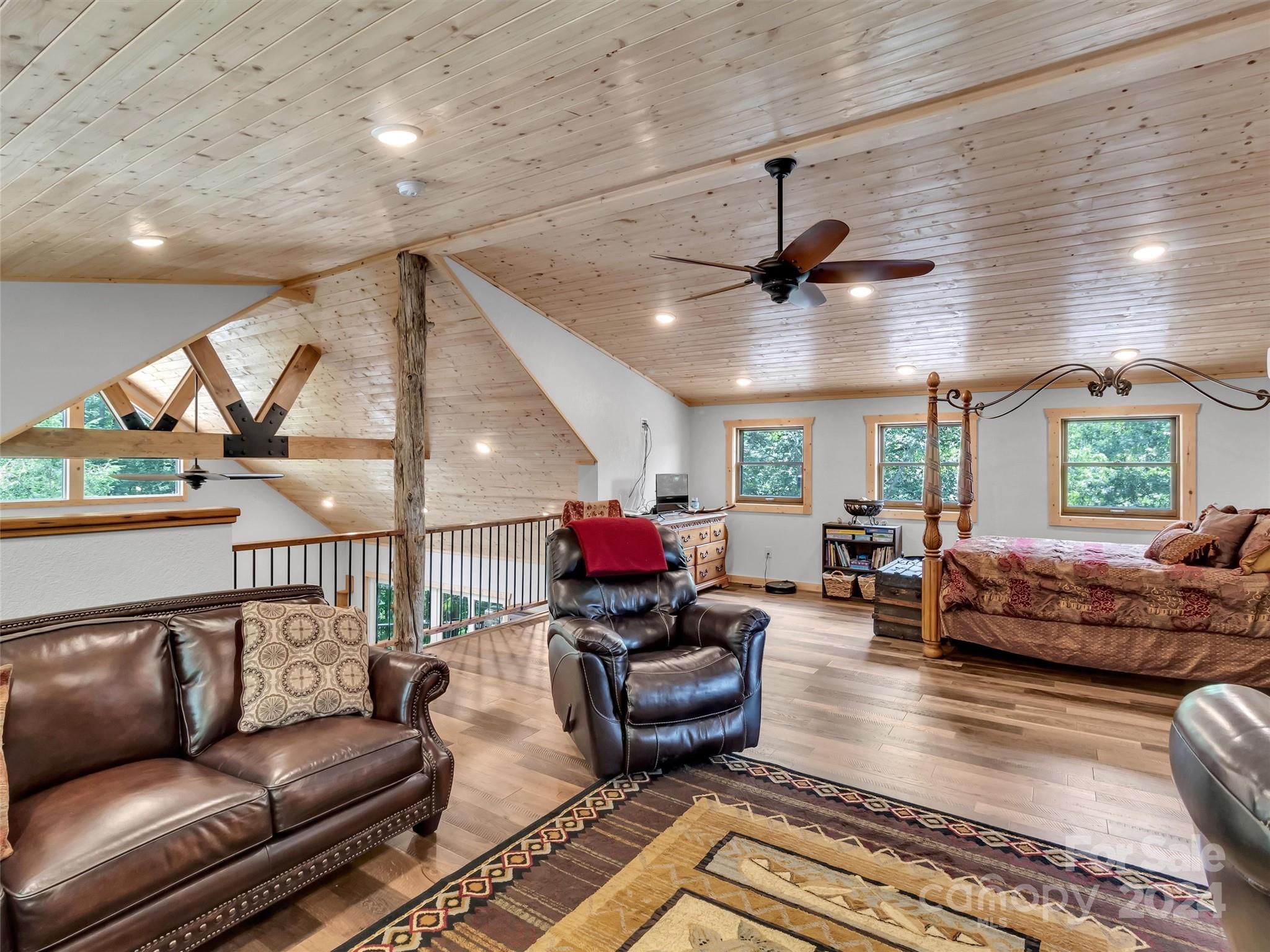 989 Ferguson Cove Loop