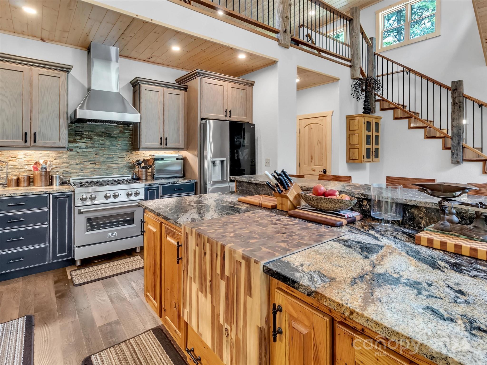 989 Ferguson Cove Loop