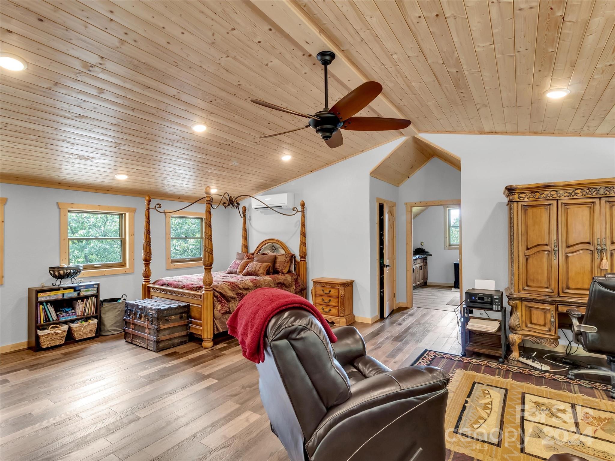 989 Ferguson Cove Loop