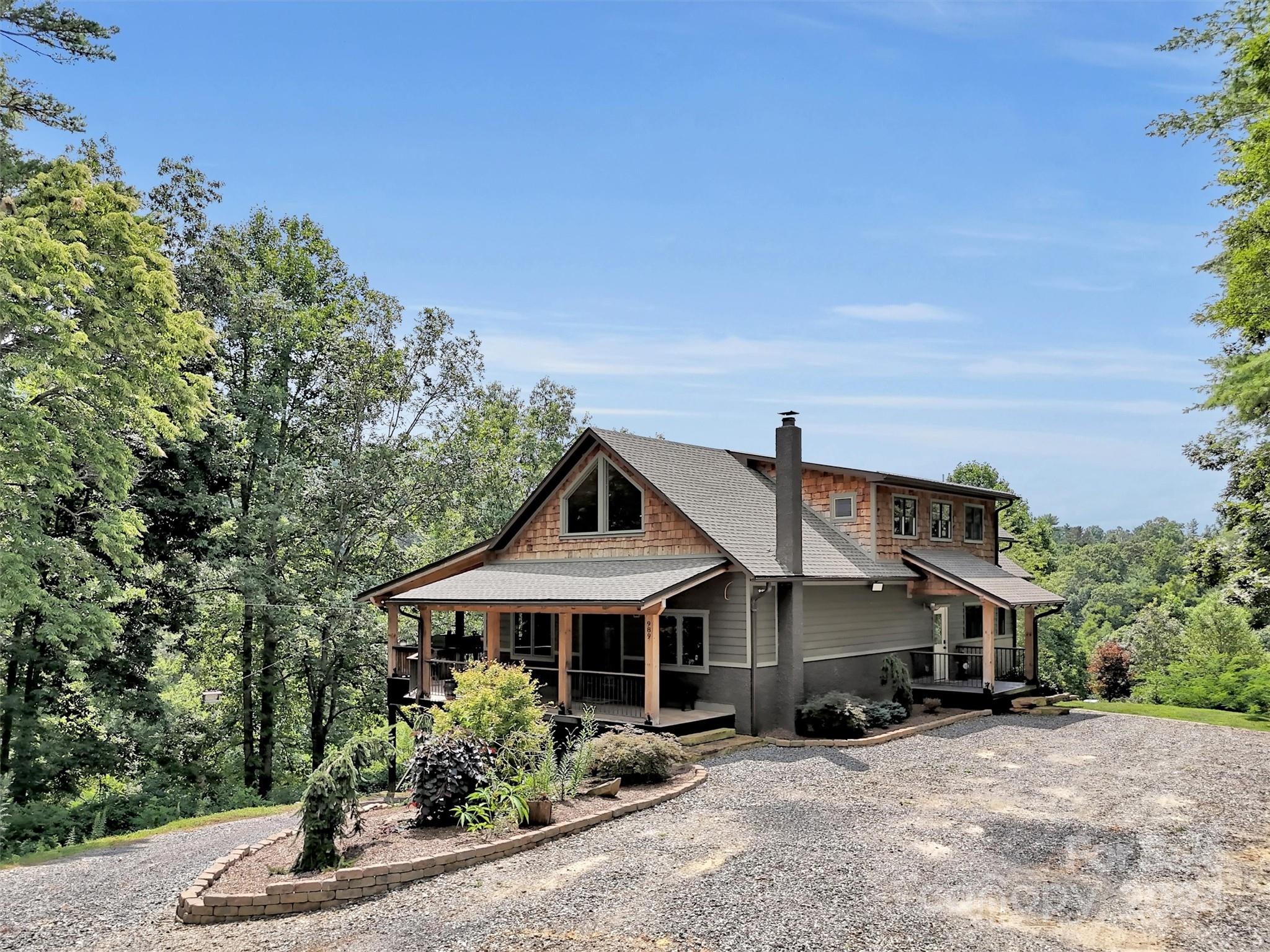 989 Ferguson Cove Loop