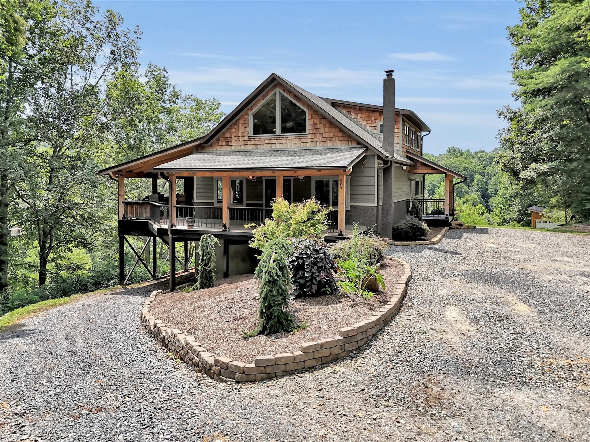 989 Ferguson Cove Loop