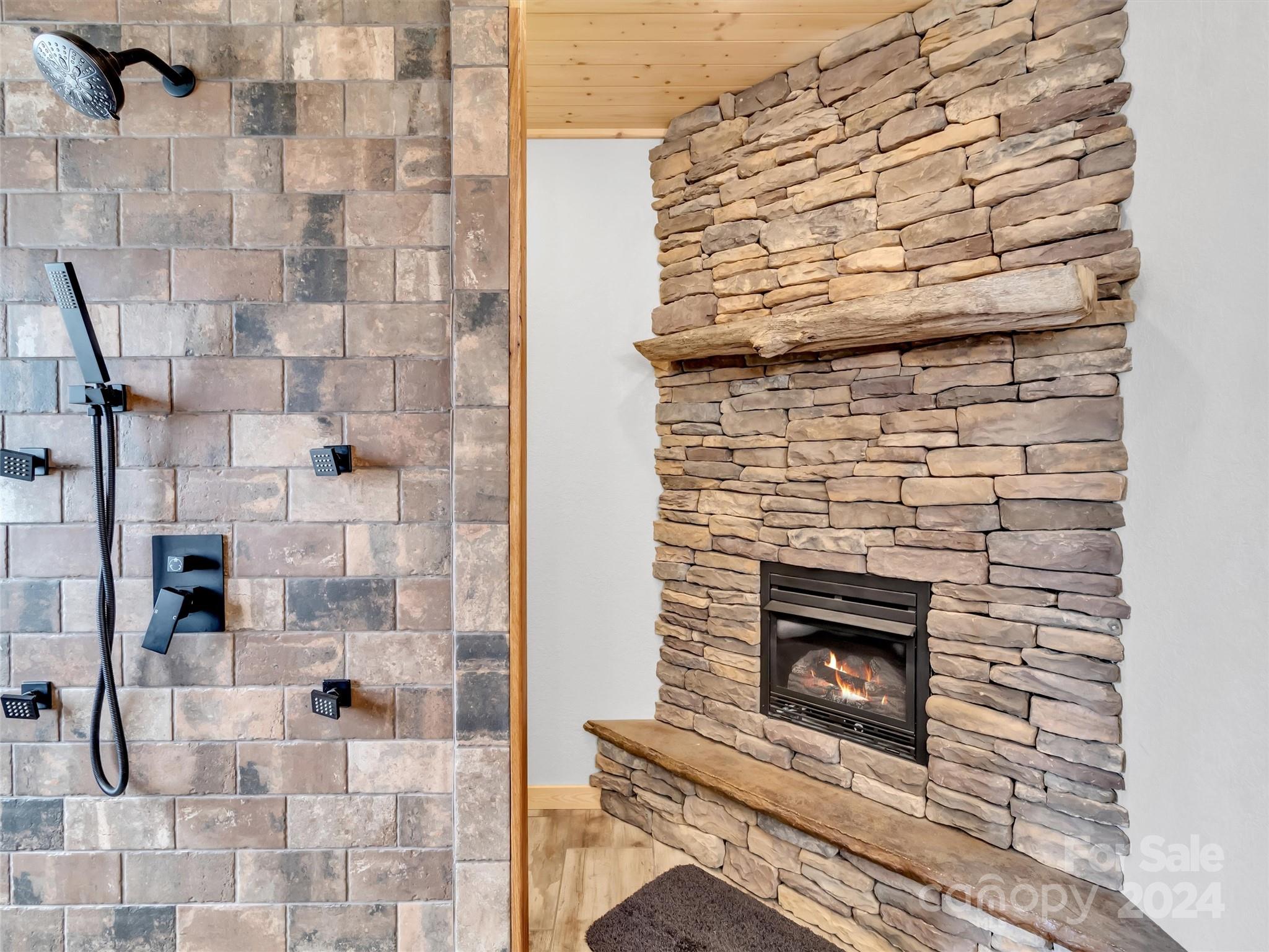 989 Ferguson Cove Loop