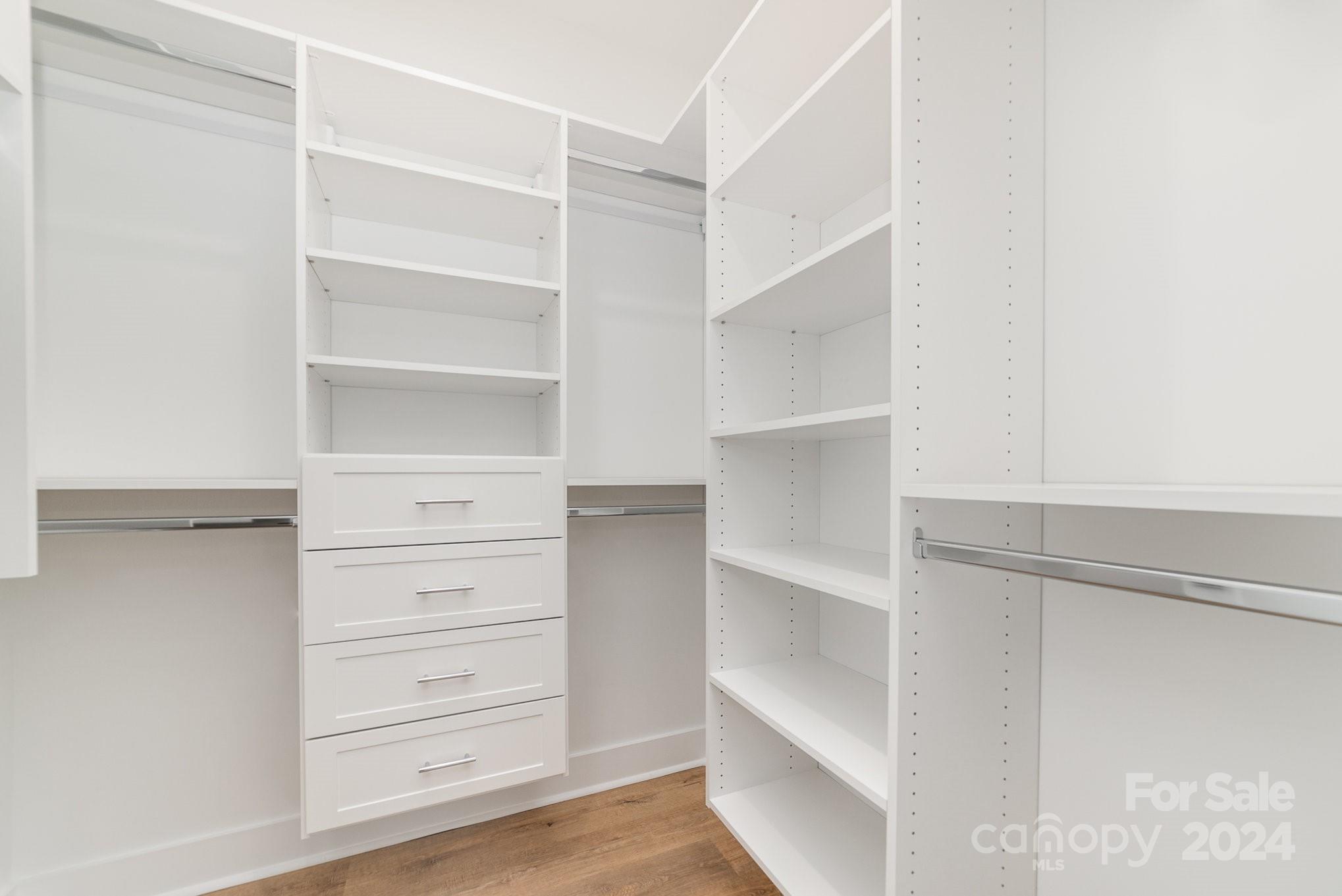 2112 Kirkwood Avenue