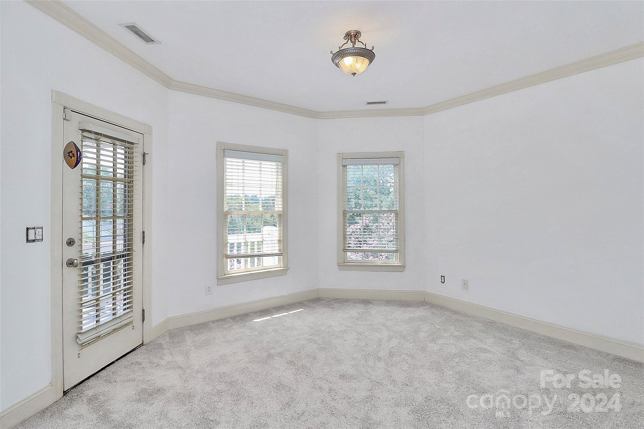 1802 Mountain Park Drive