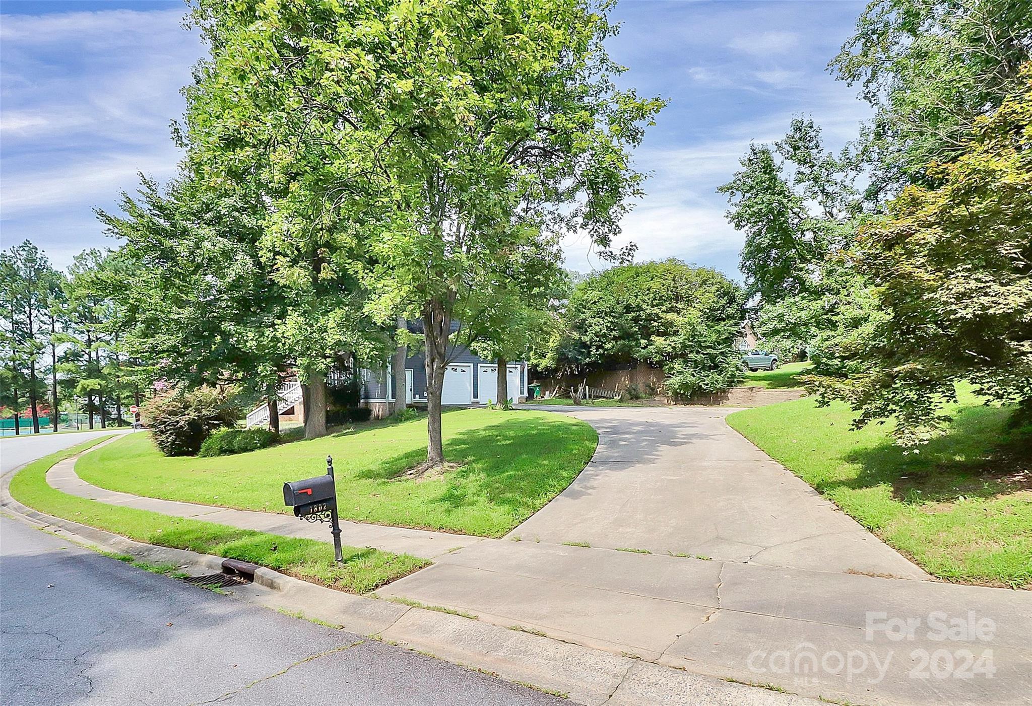 1802 Mountain Park Drive