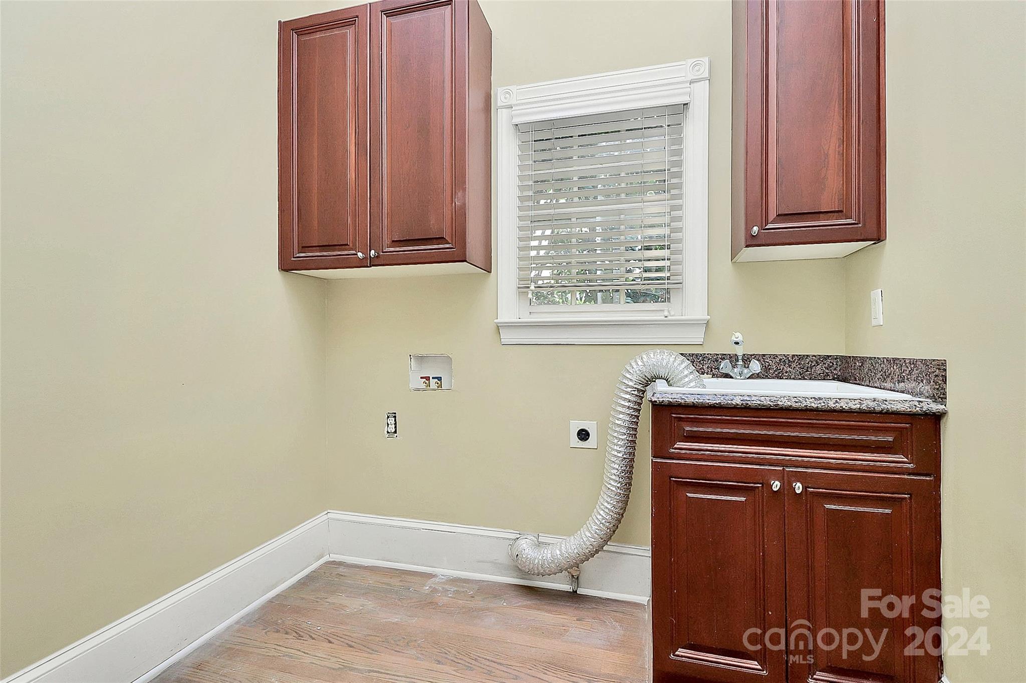 1802 Mountain Park Drive