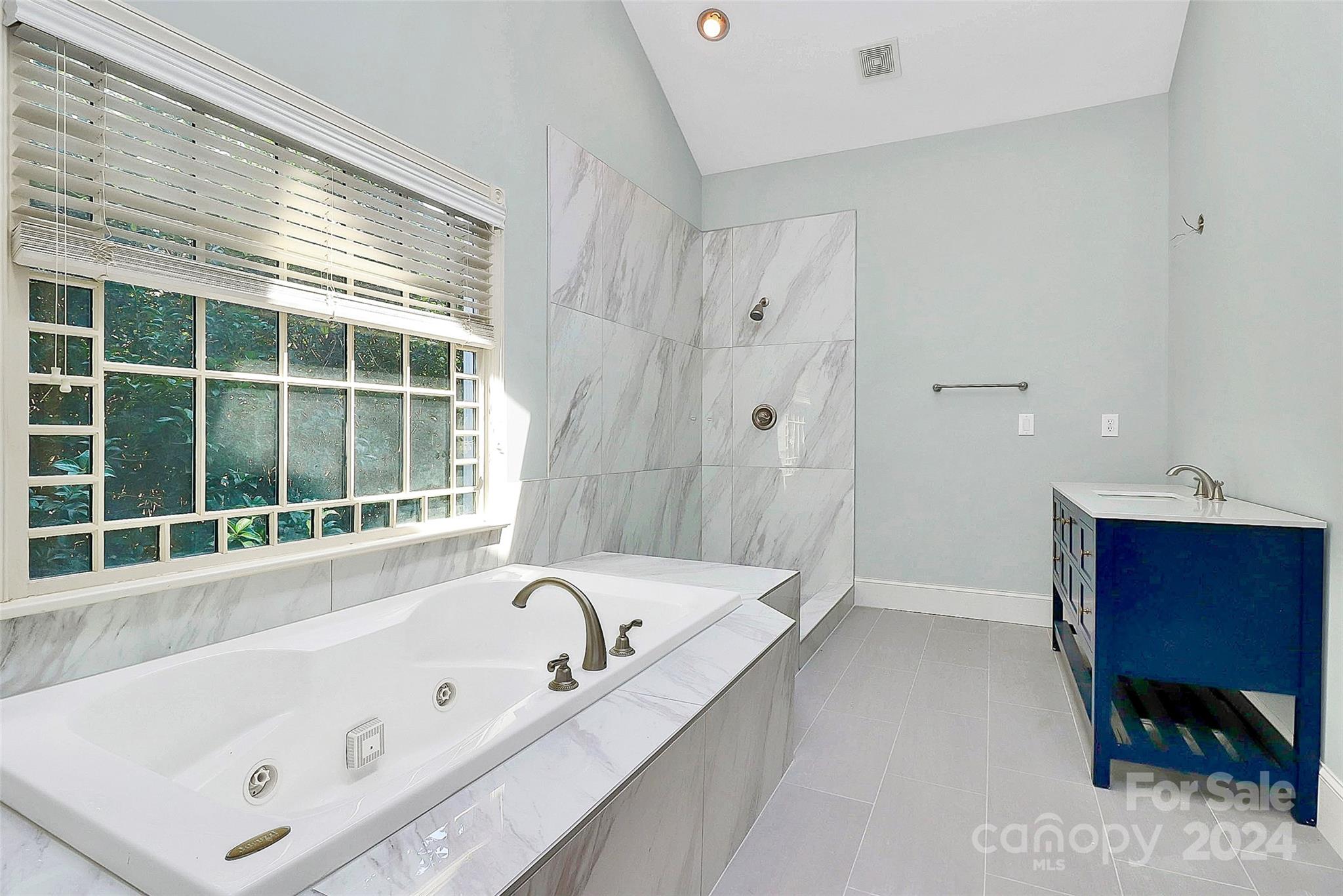 1802 Mountain Park Drive