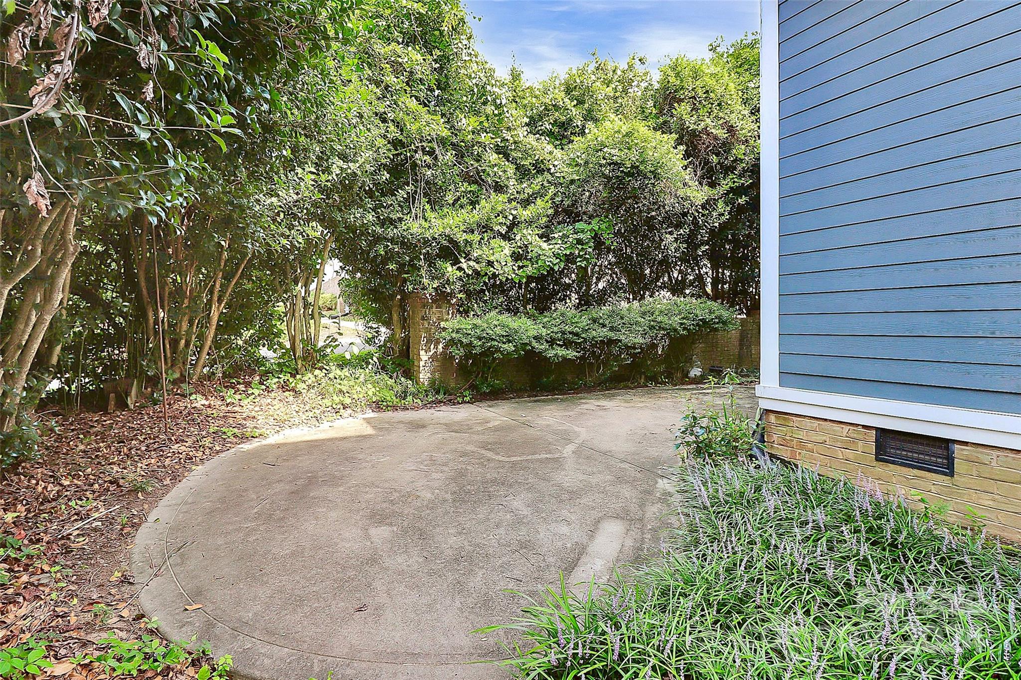 1802 Mountain Park Drive