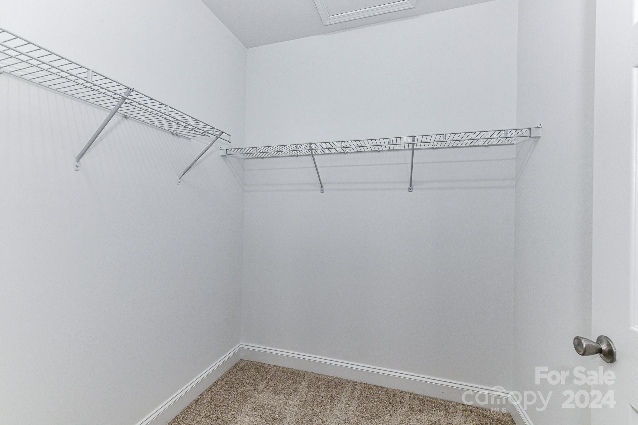 8919 Rosalyn Glen Road