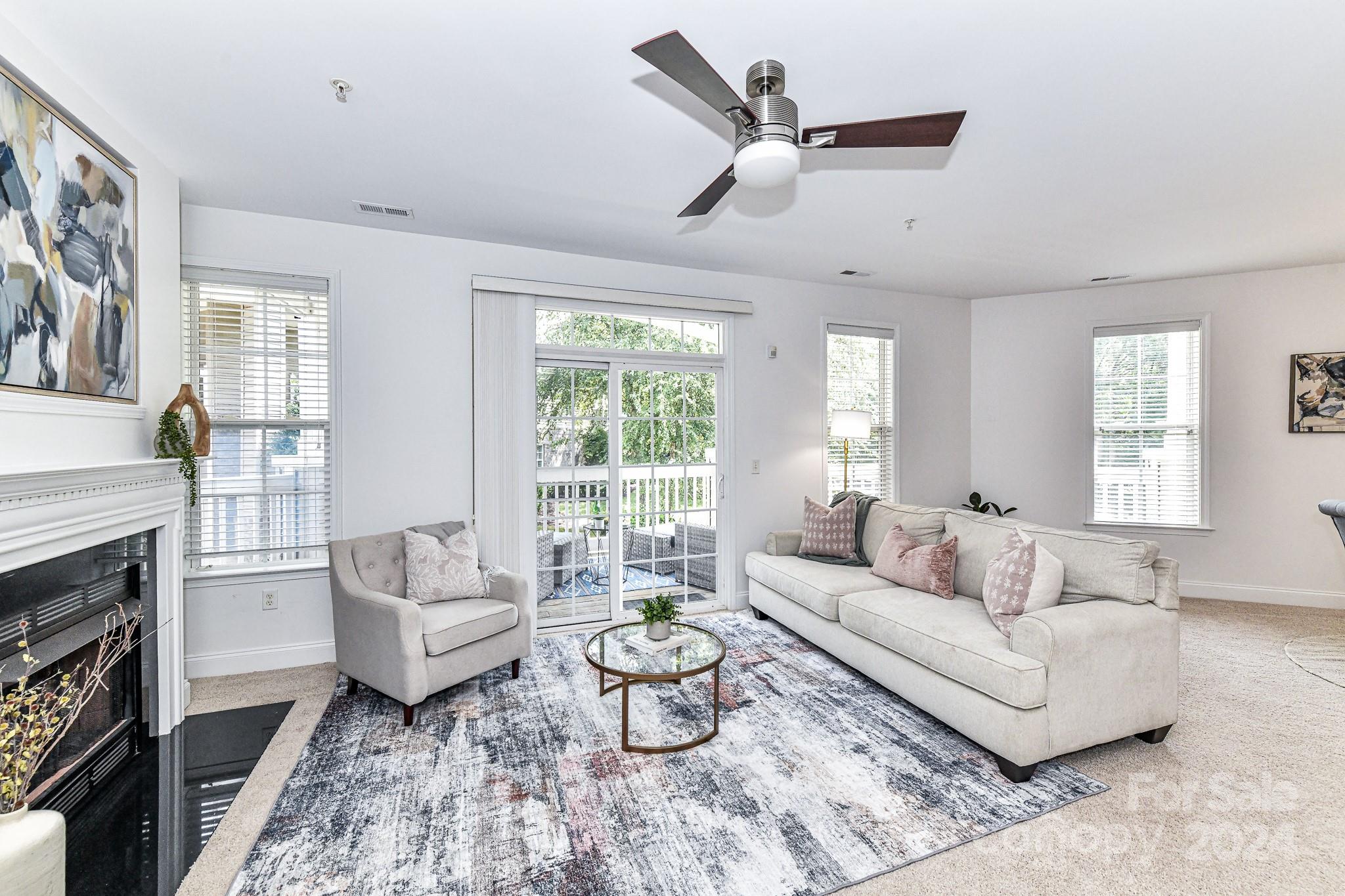 8919 Rosalyn Glen Road