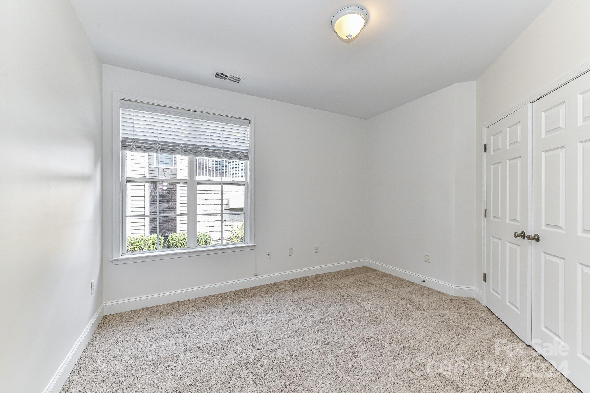 8919 Rosalyn Glen Road