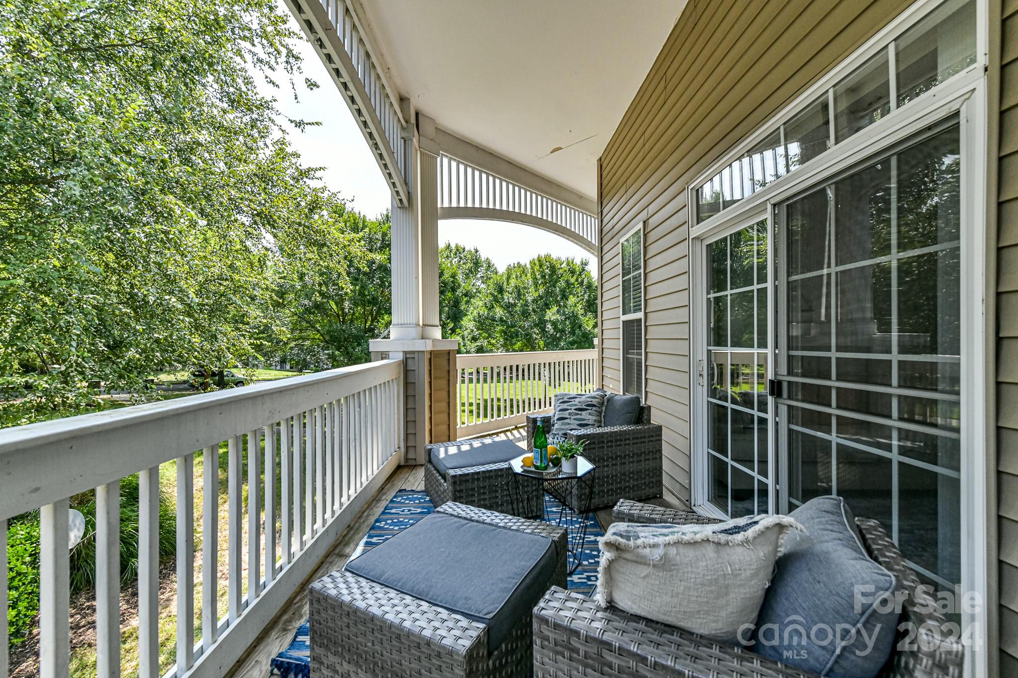 8919 Rosalyn Glen Road