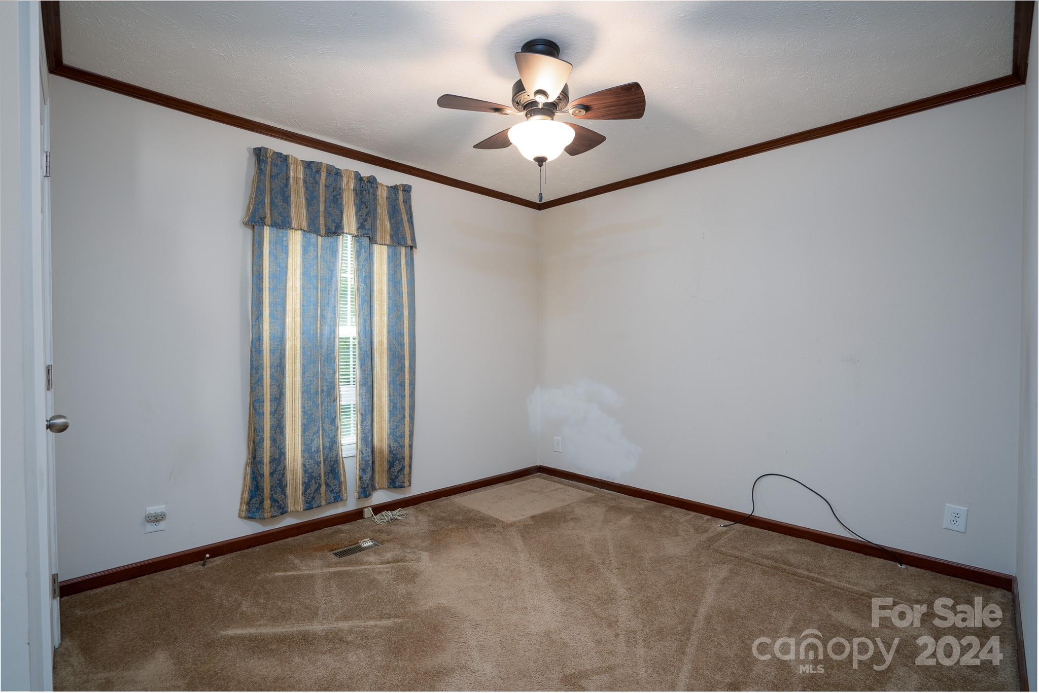 7406 Wagonwheel Lane