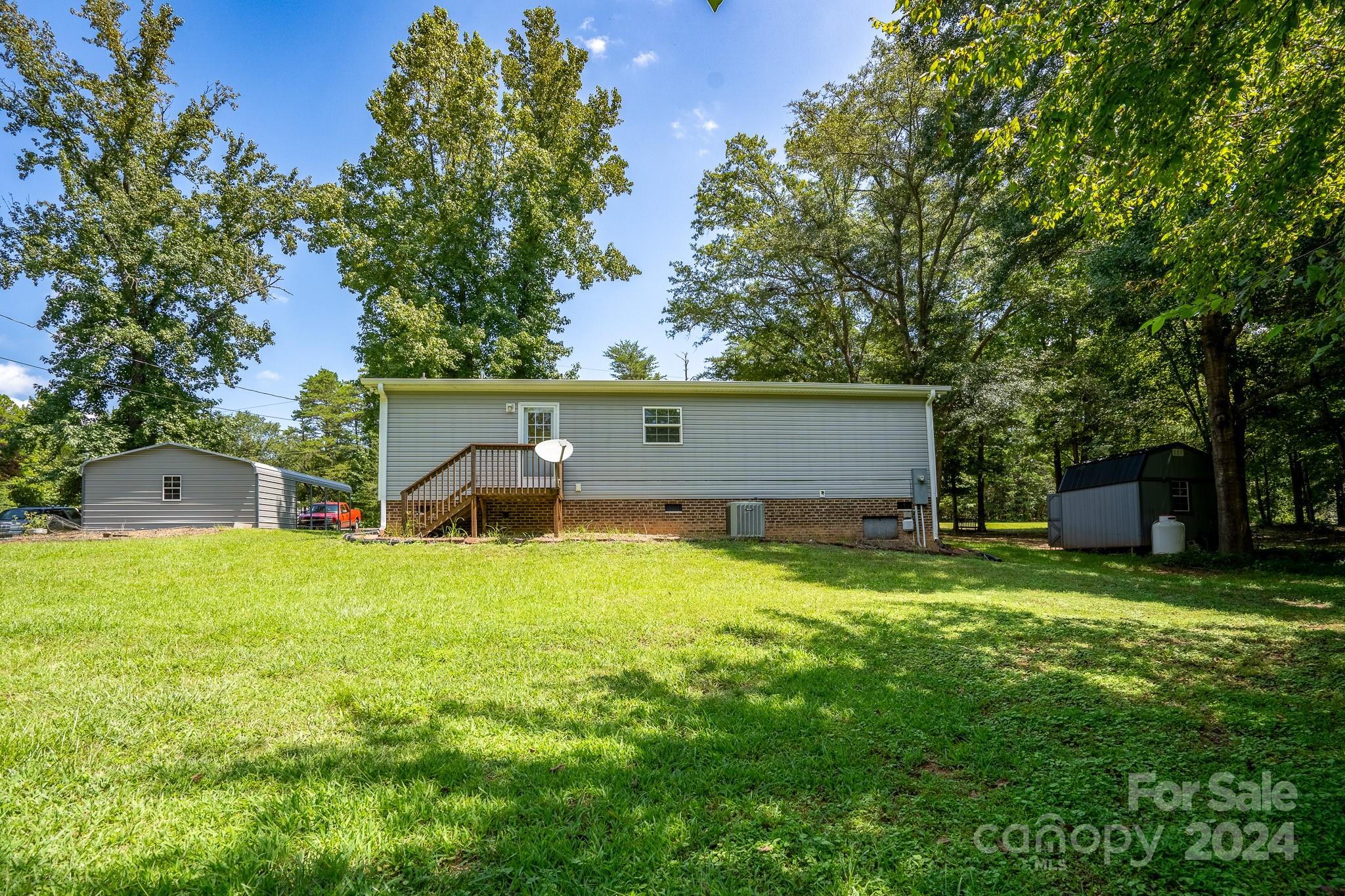 7406 Wagonwheel Lane