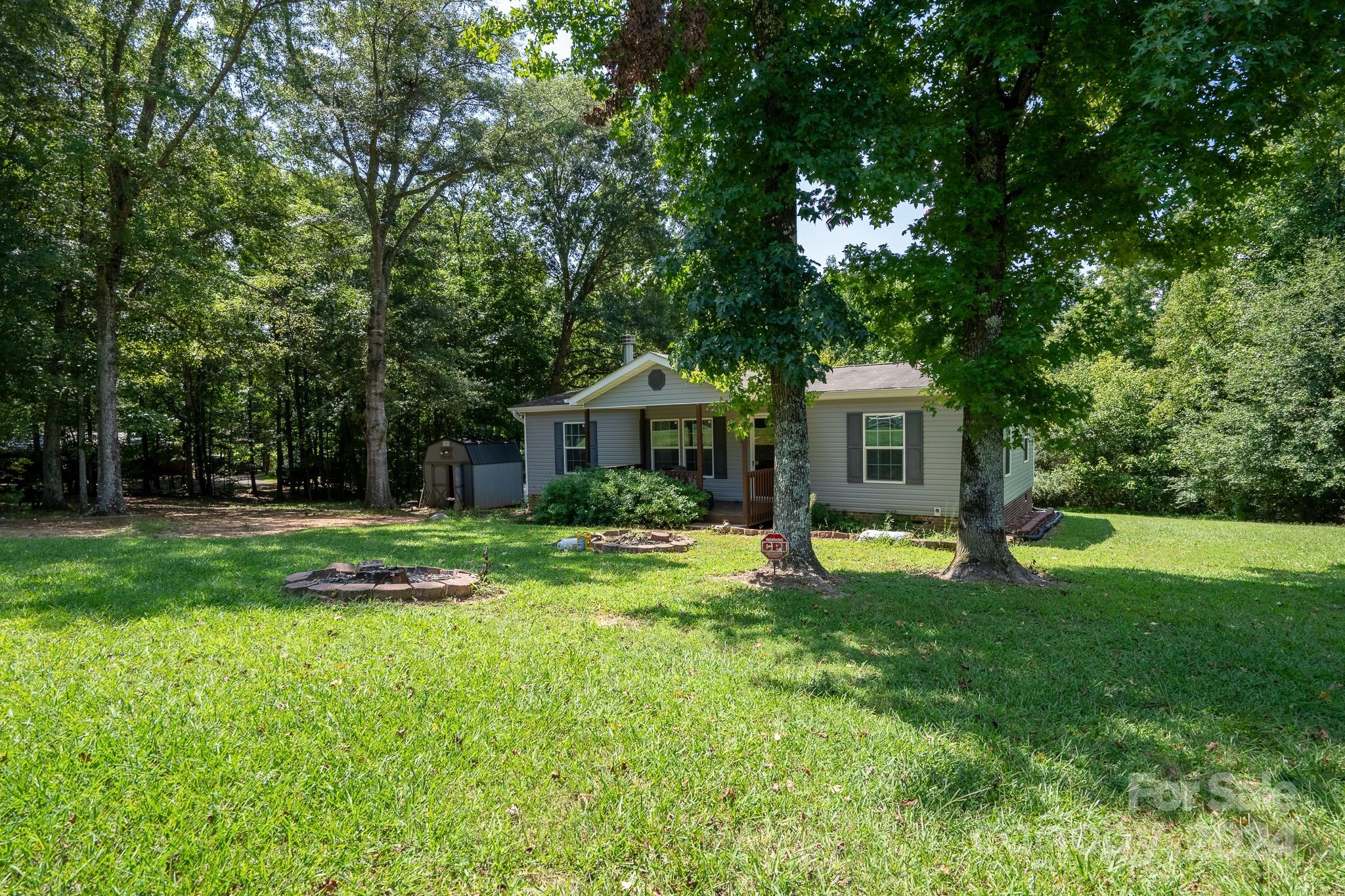 7406 Wagonwheel Lane