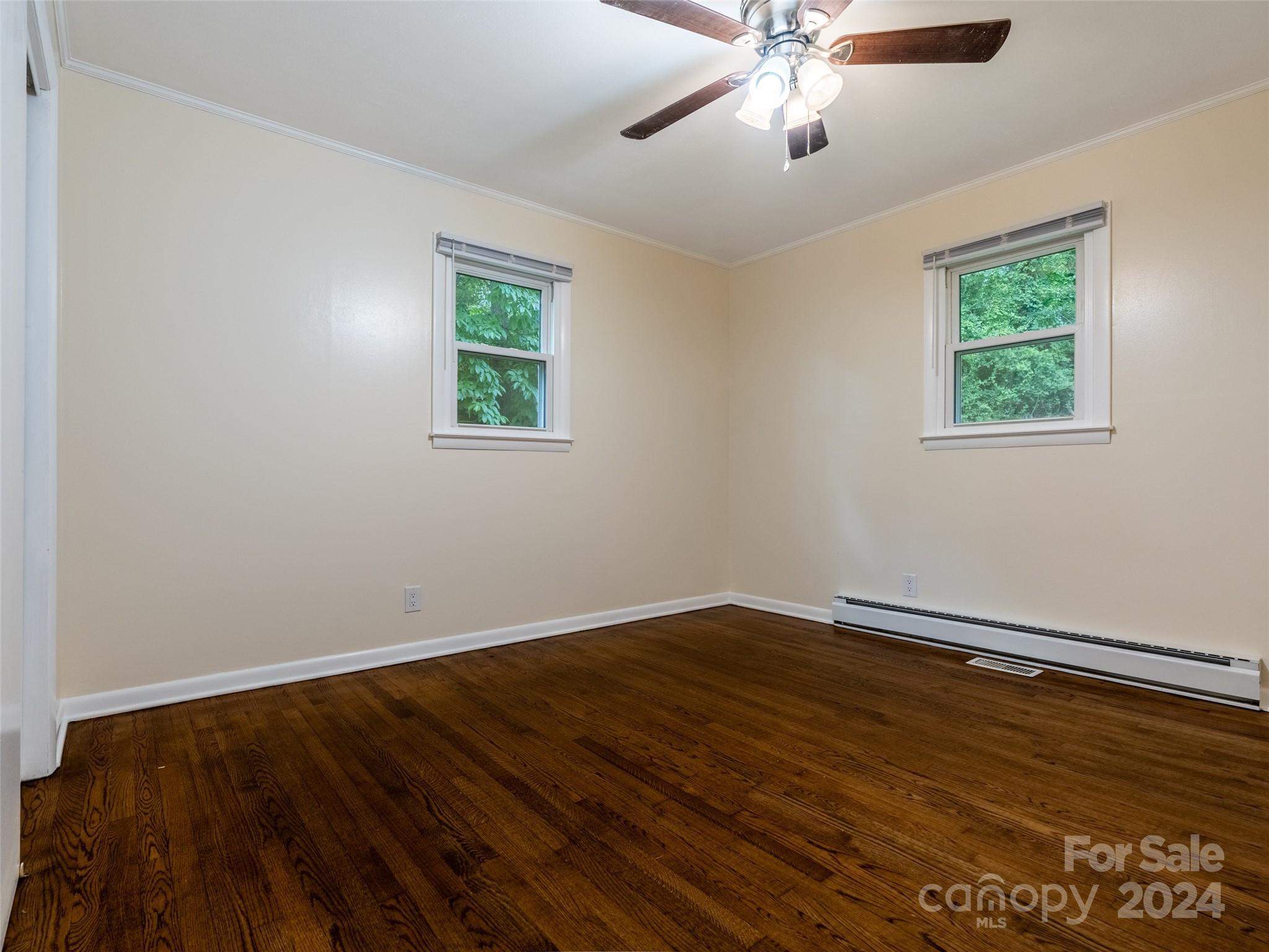 15 Lakeview Drive N