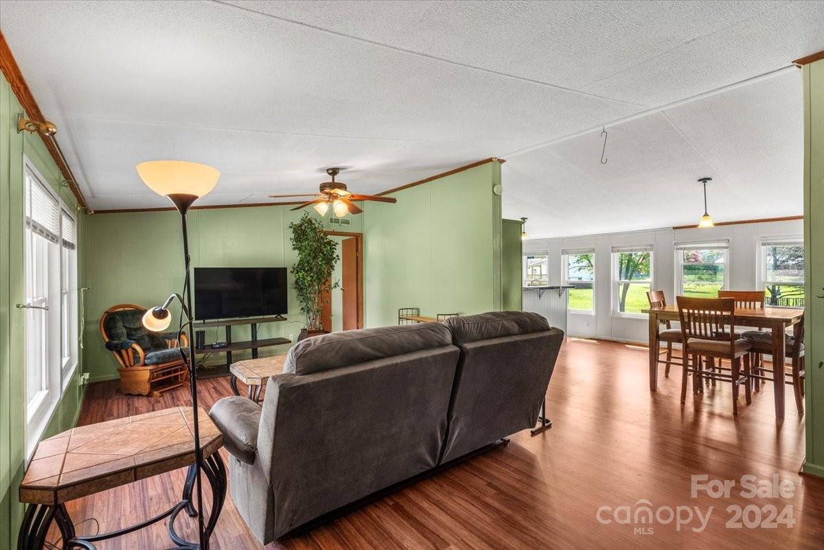118 Raefield Drive