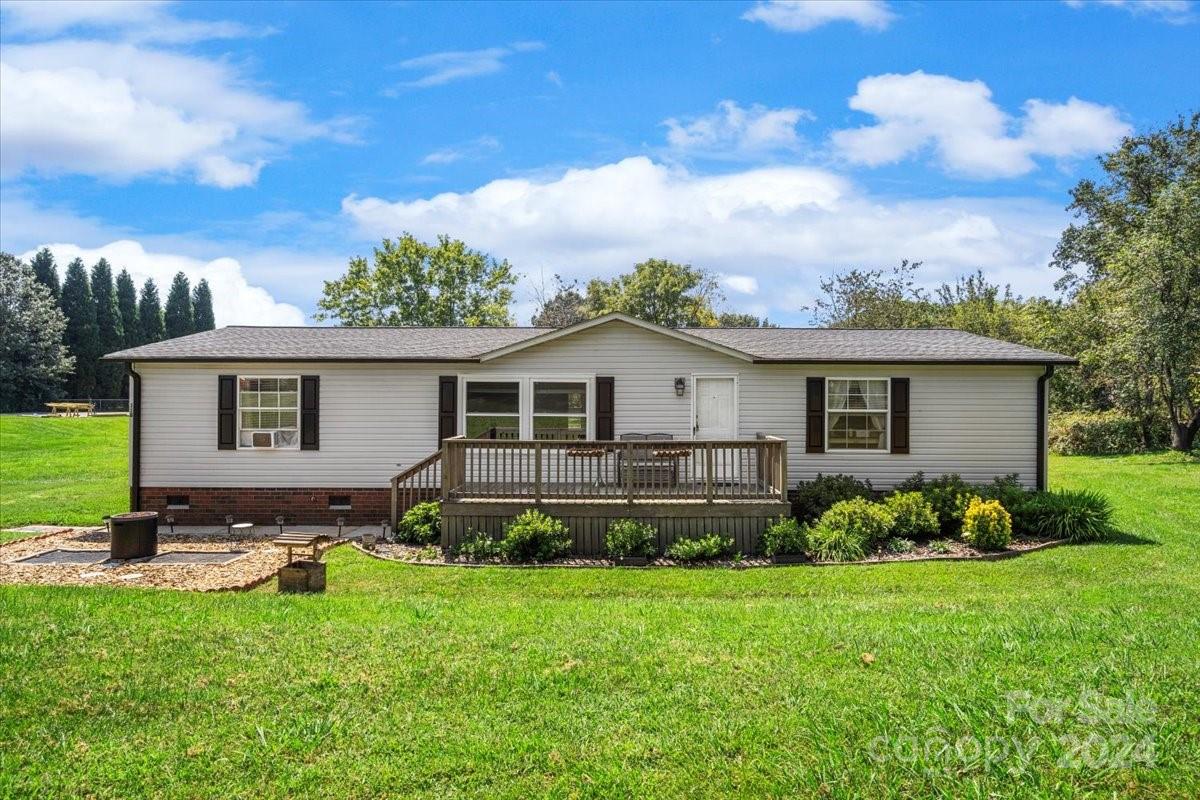 118 Raefield Drive