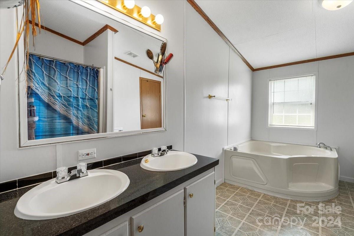 118 Raefield Drive