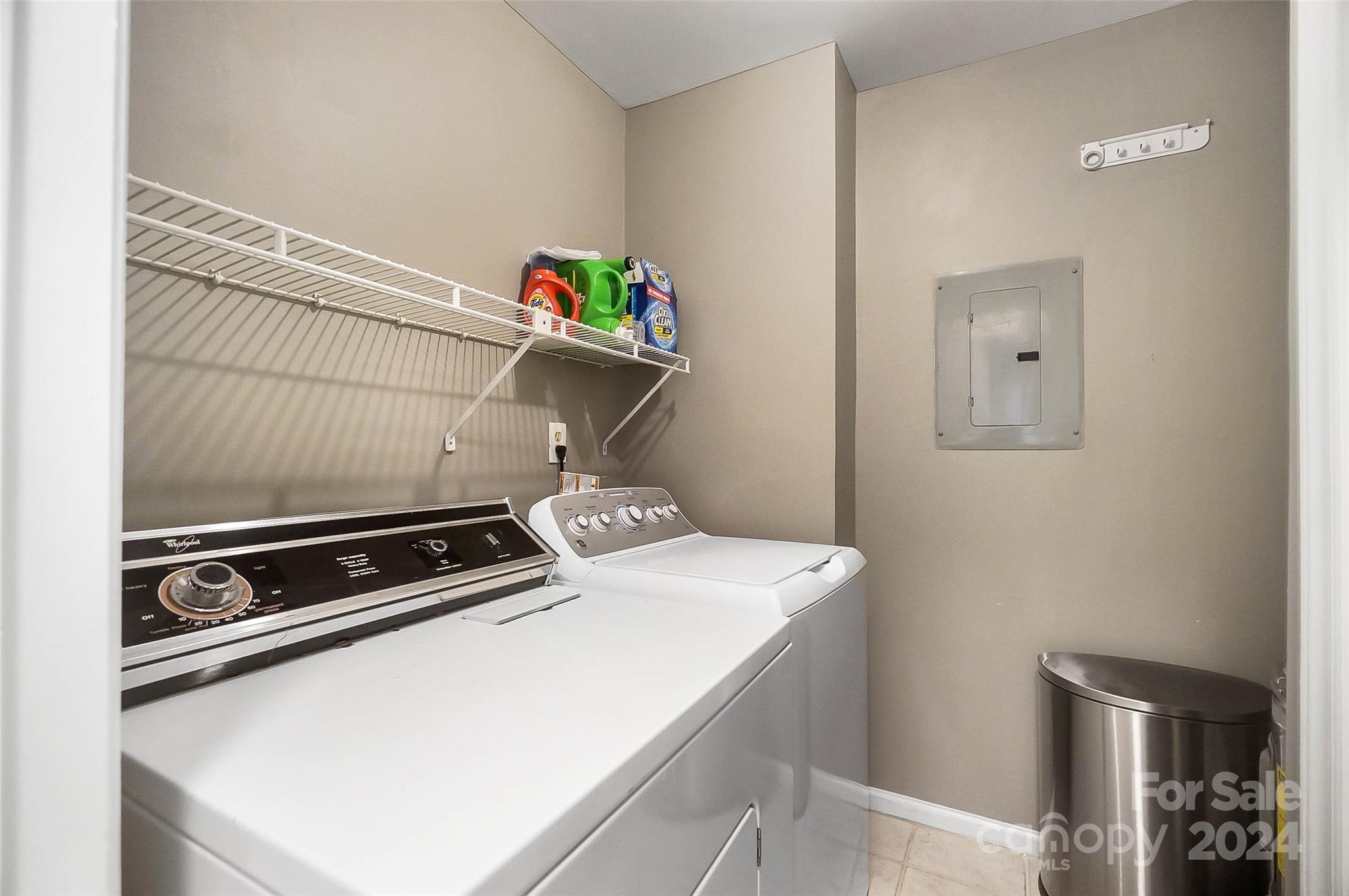 2719 Selwyn Avenue Unit: 19