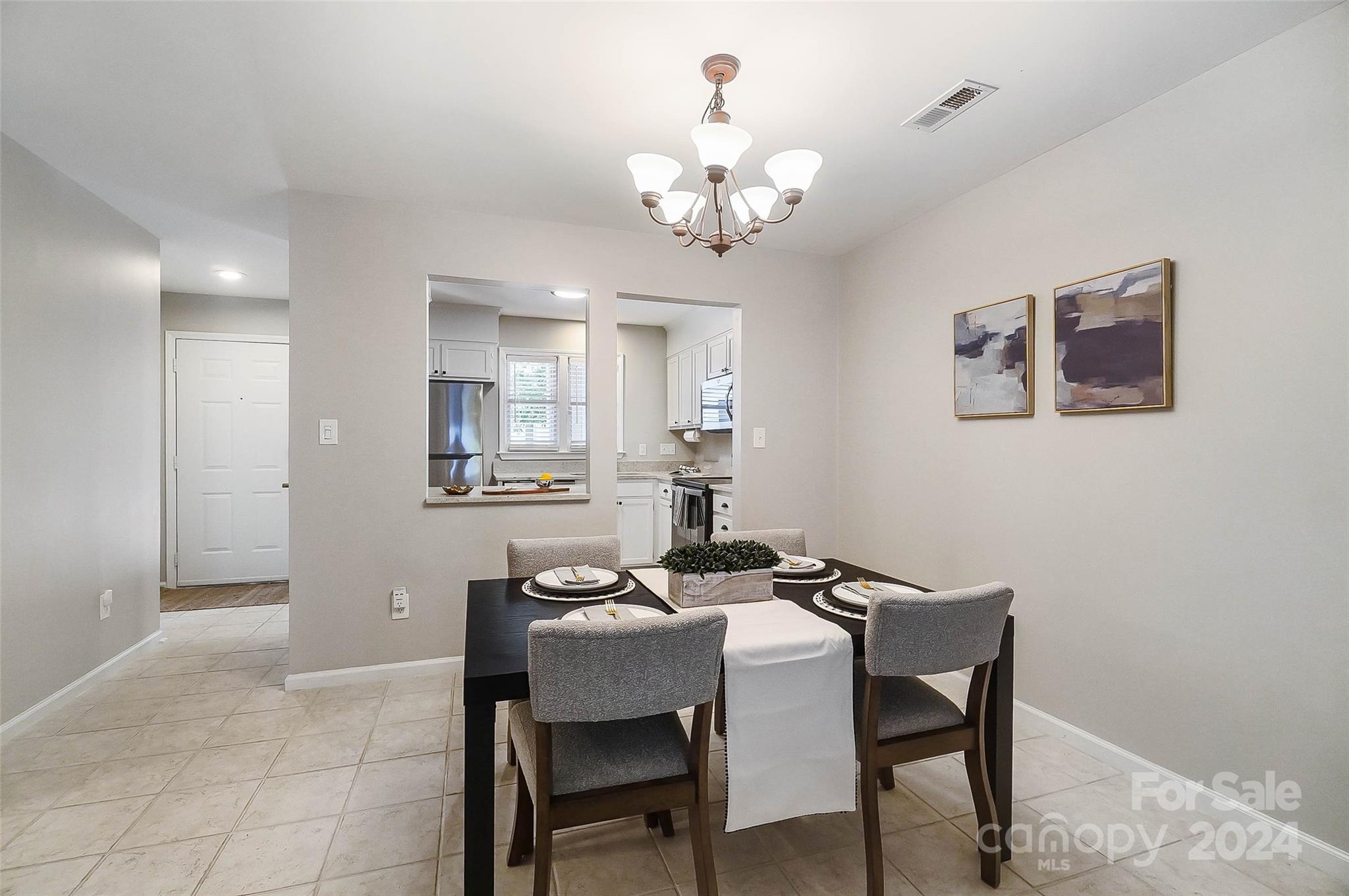 2719 Selwyn Avenue Unit: 19