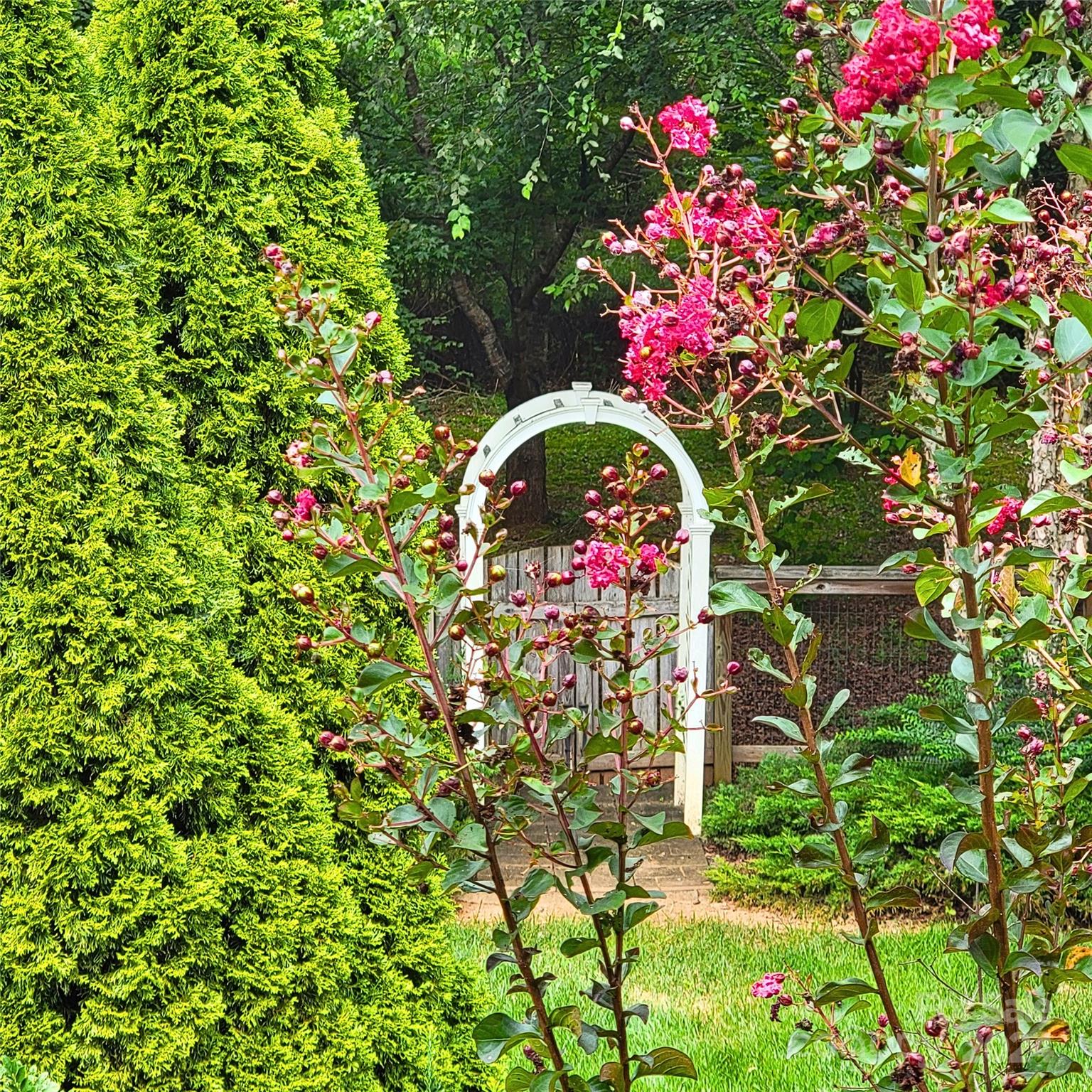 285 River Birch Circle