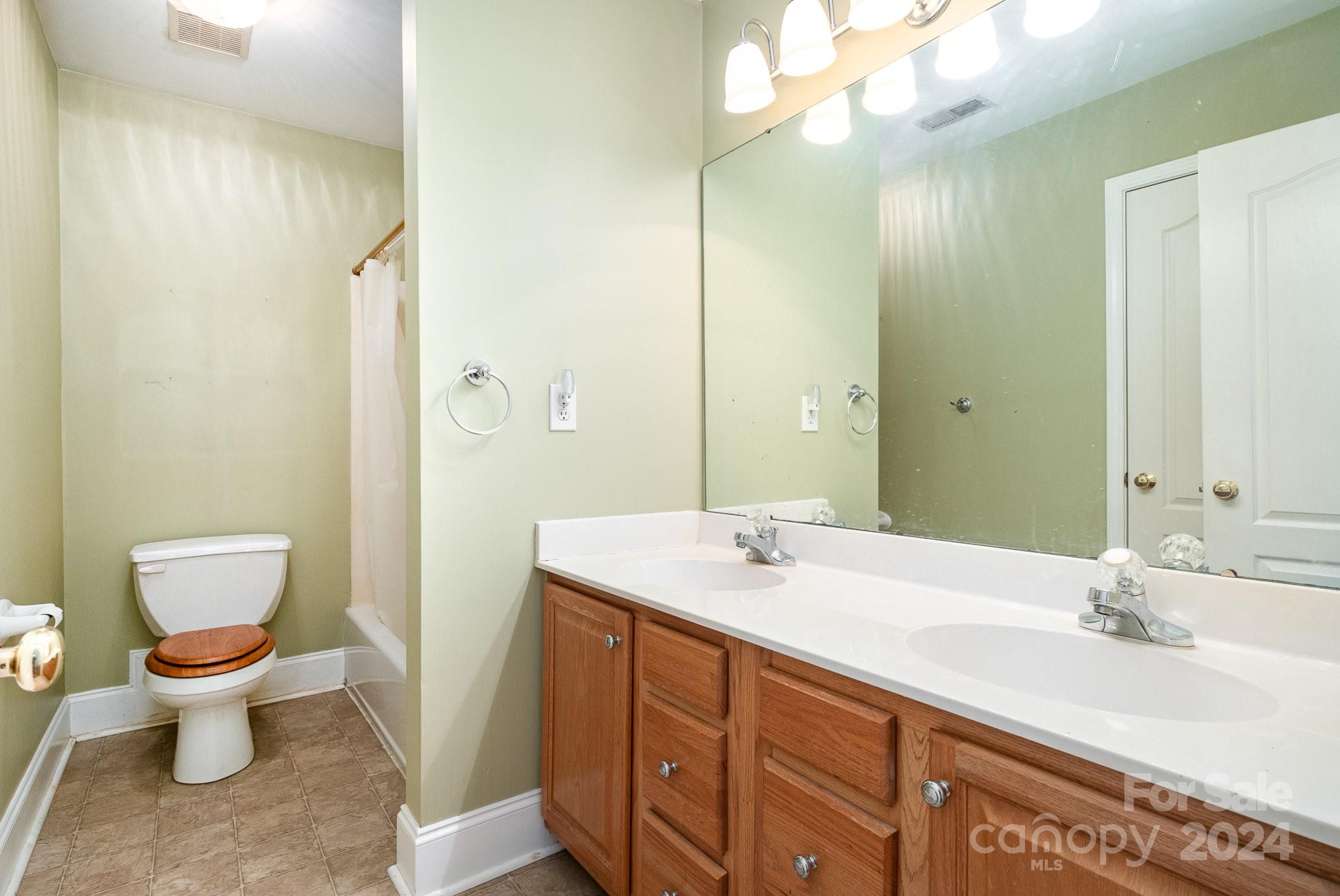 17101 Windy Oaks Court