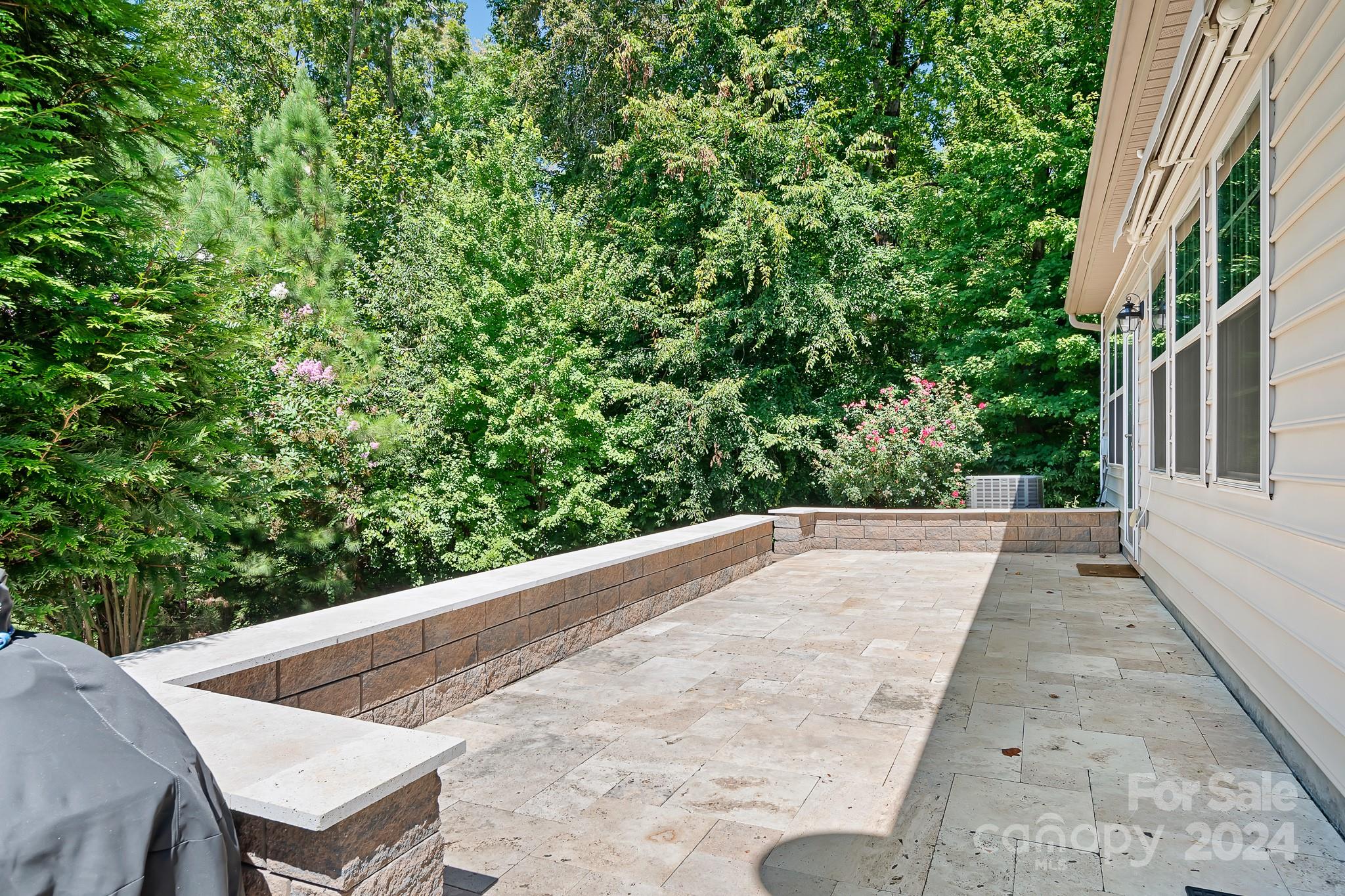 400 Brier Knob Drive