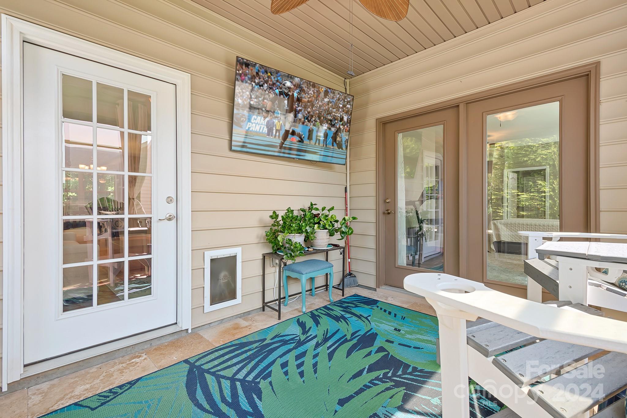 400 Brier Knob Drive